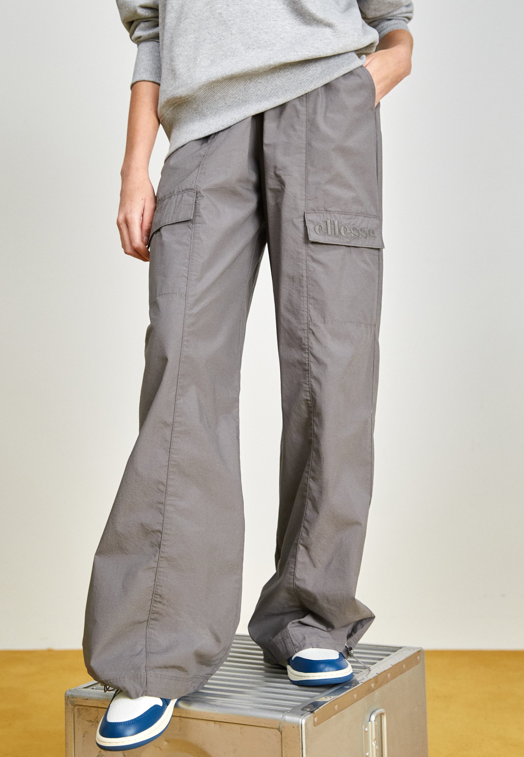 FELNA PANT - Cargo trousers