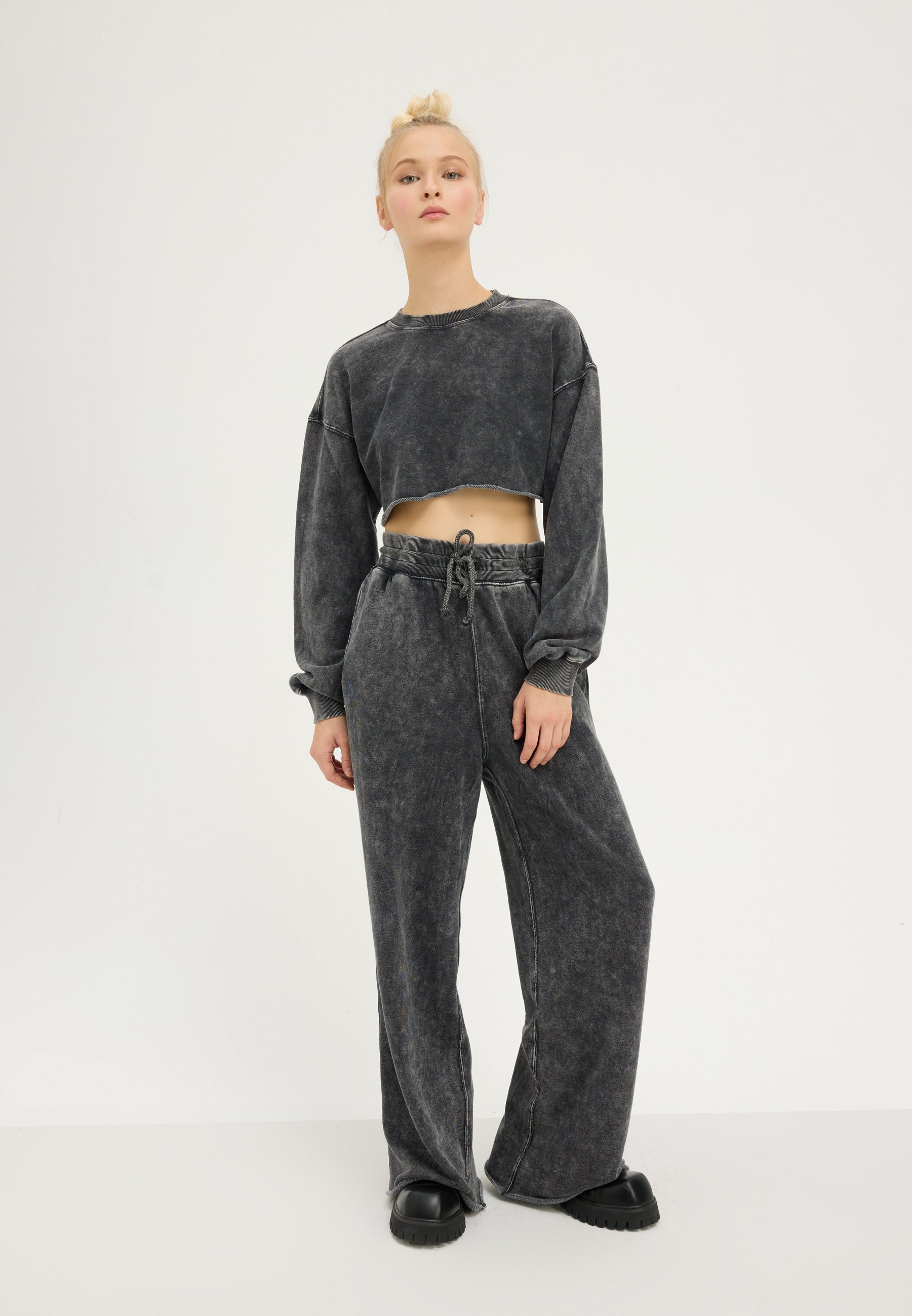 Tracksuit bottoms