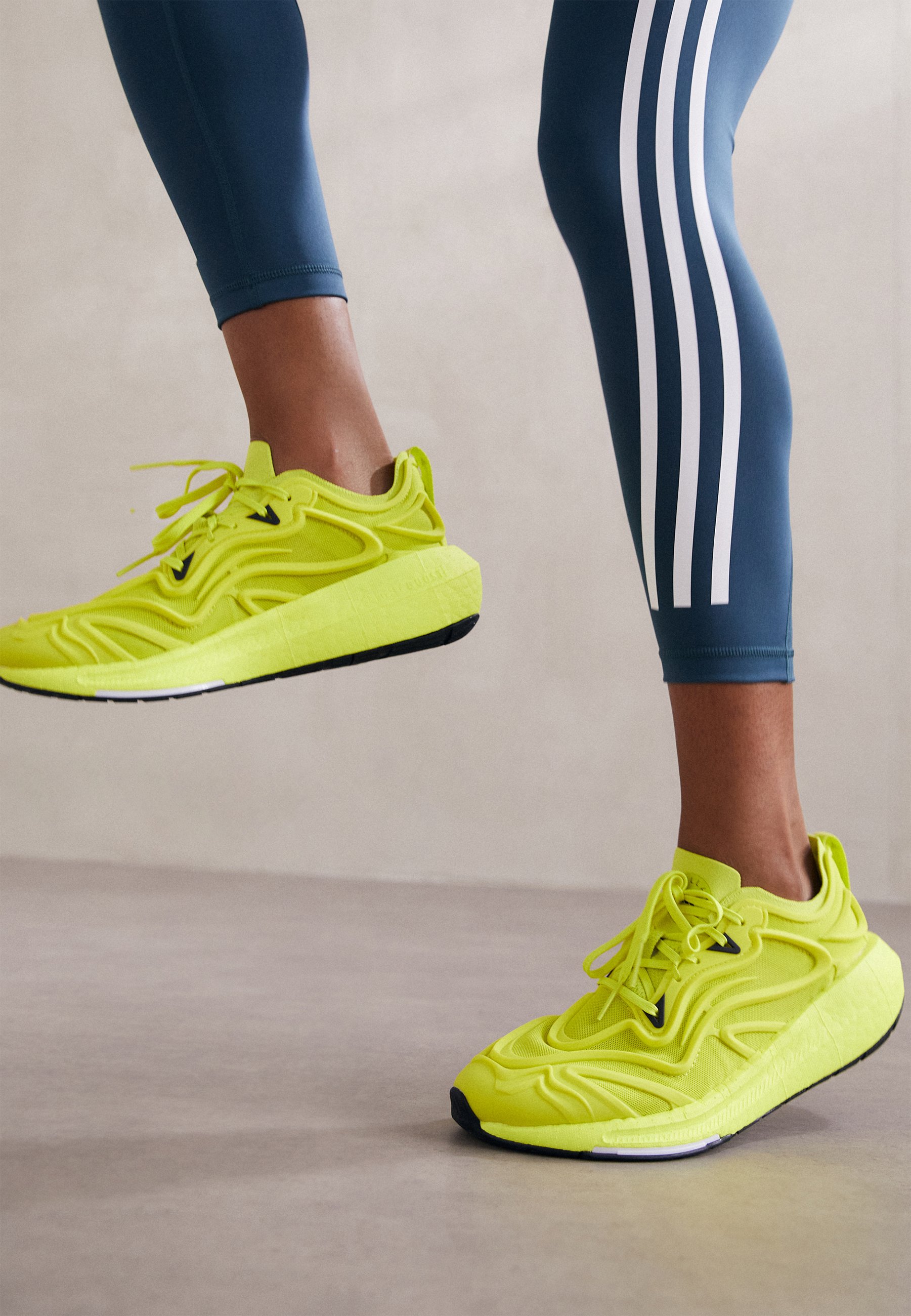 ADIDAS BY STELLA MCCARTNEY ULTRABOOST - Training shoe