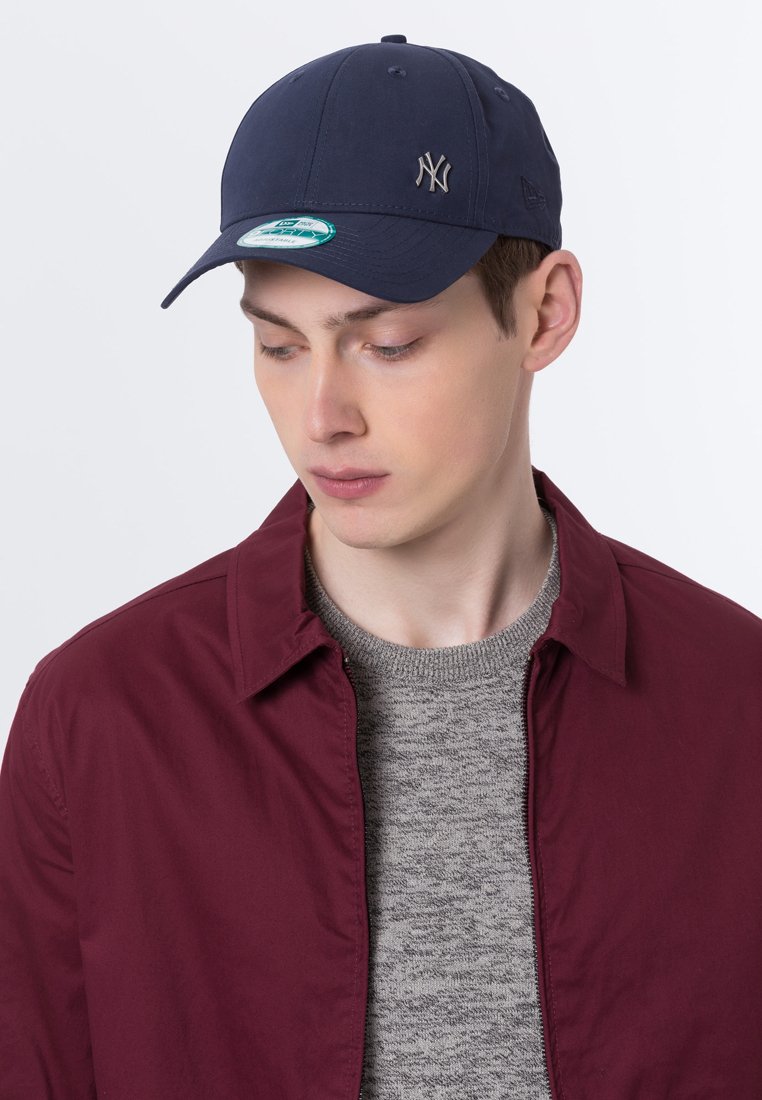FLAWLESS FORTY - Cap