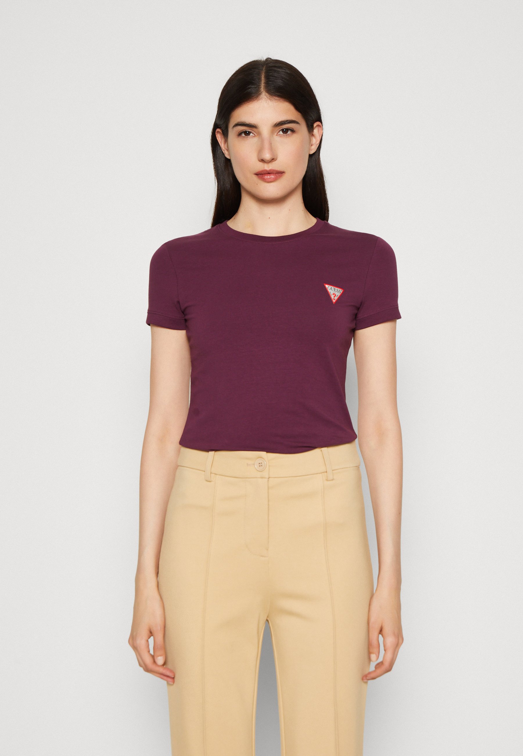 TRIANGLE - Basic T-shirt
