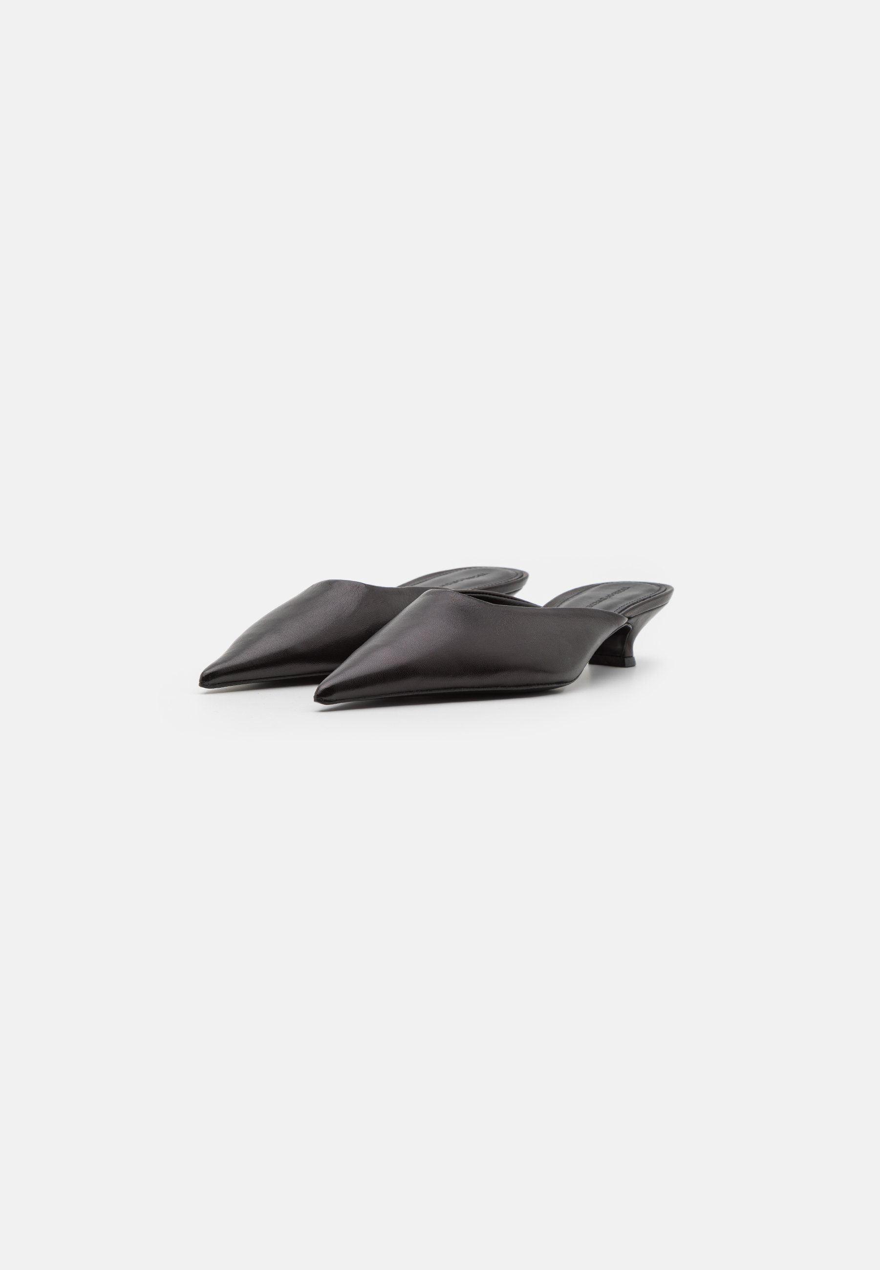 LIARA - Mules