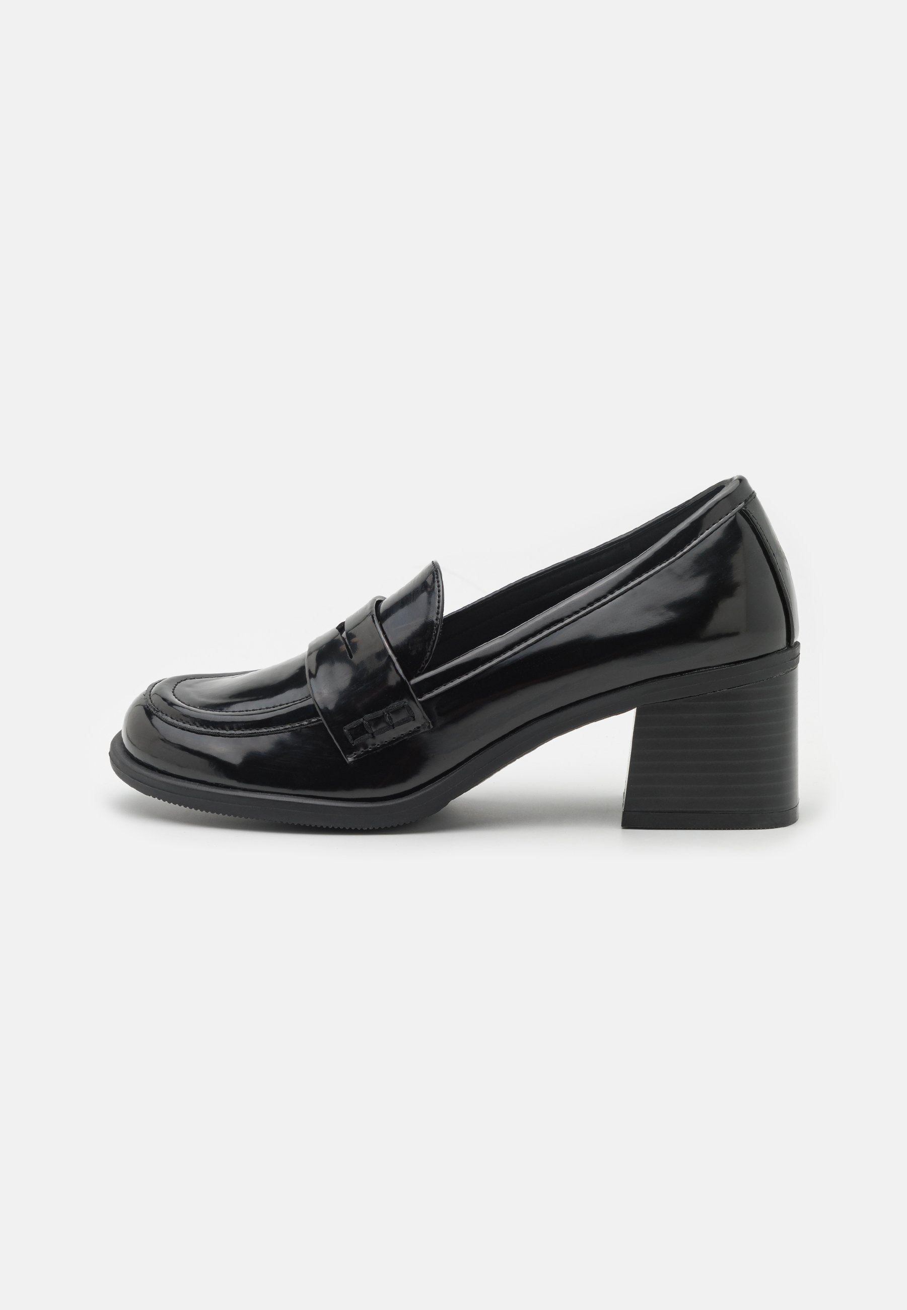 Classic heels