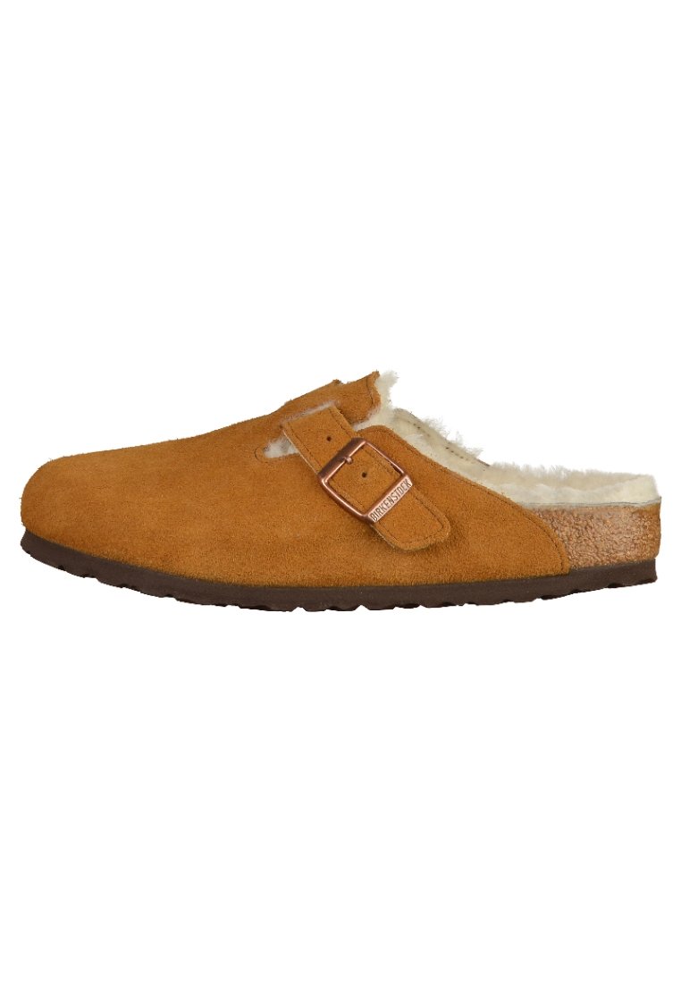 BOSTON - Slippers