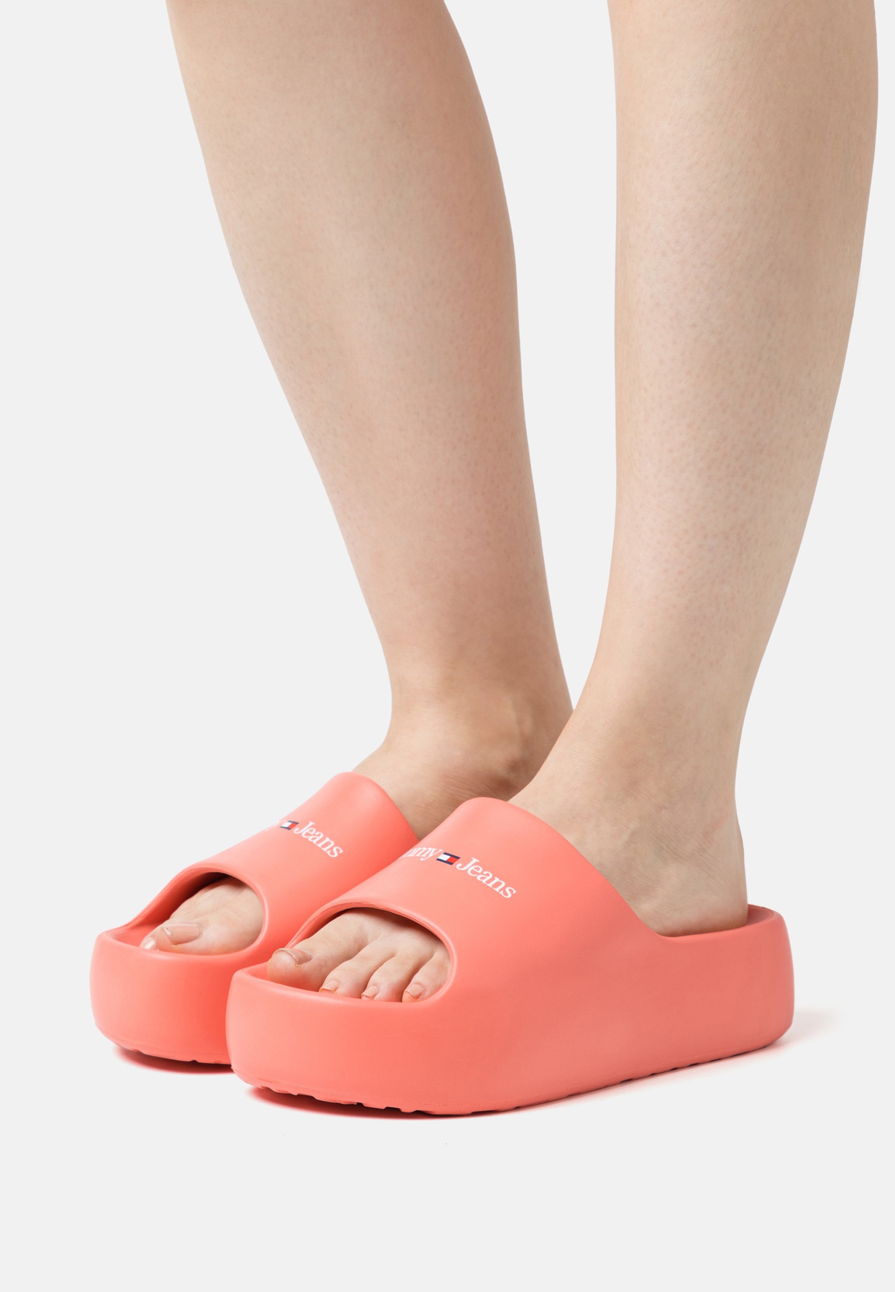 CHUNKY FLATFORM- Mules