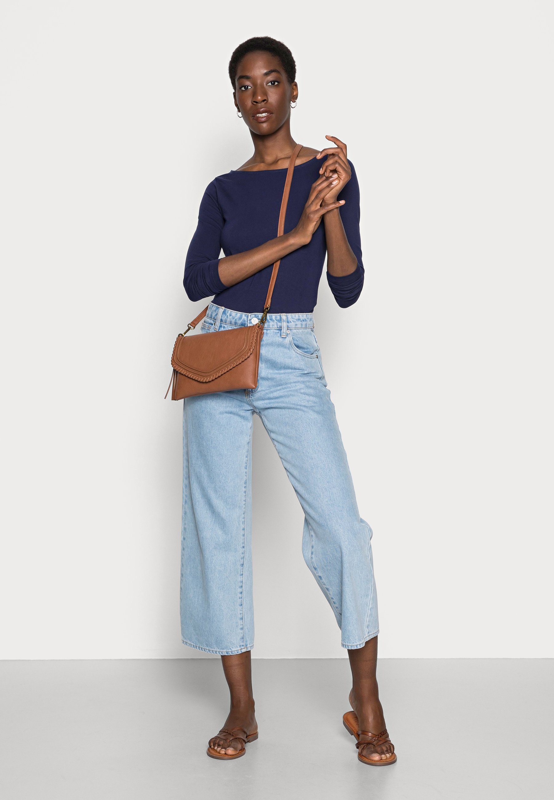Long sleeved top