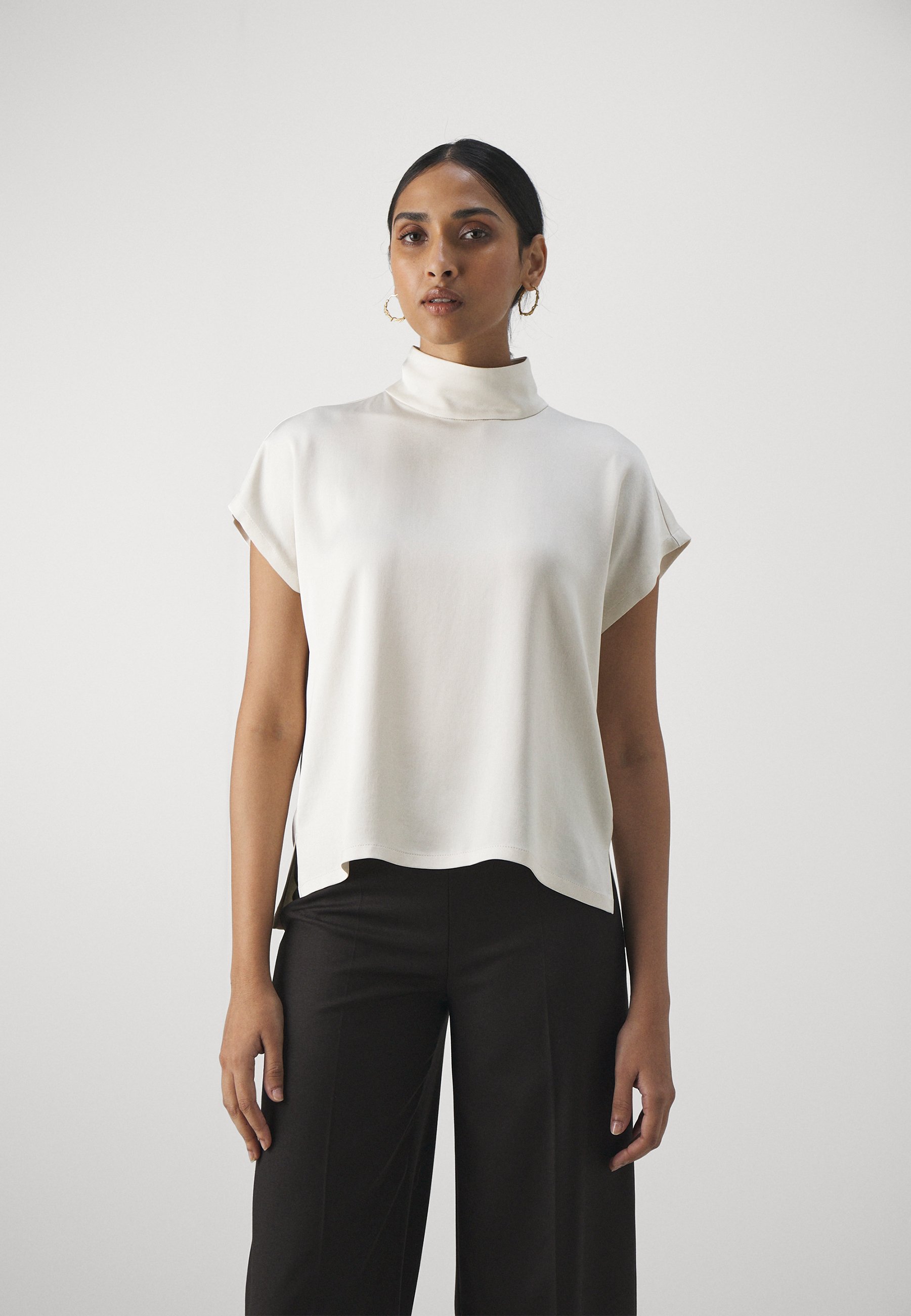 ALARIA - Top -white