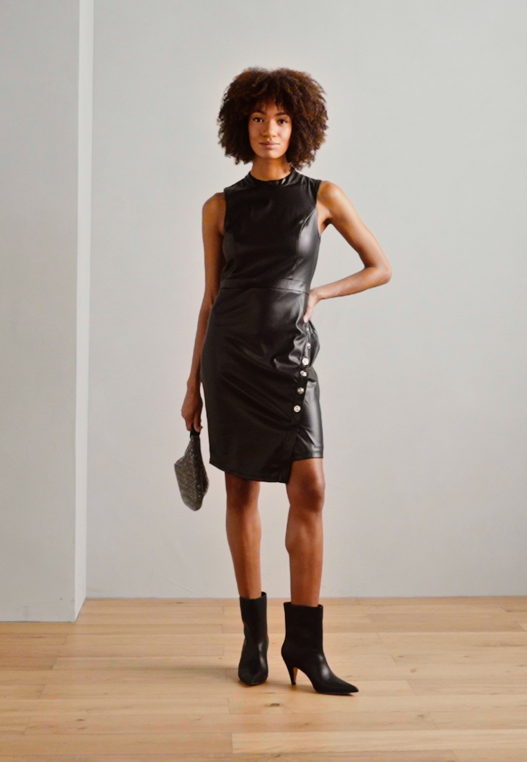 Shift dress