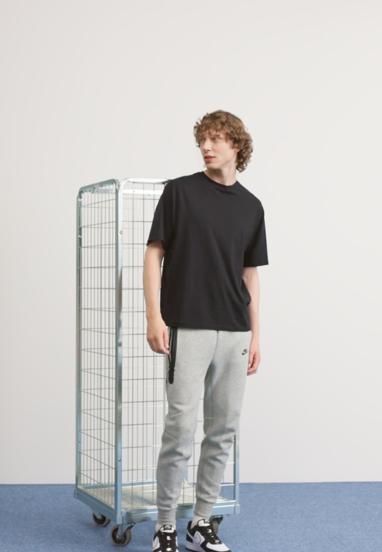 Tracksuit bottoms