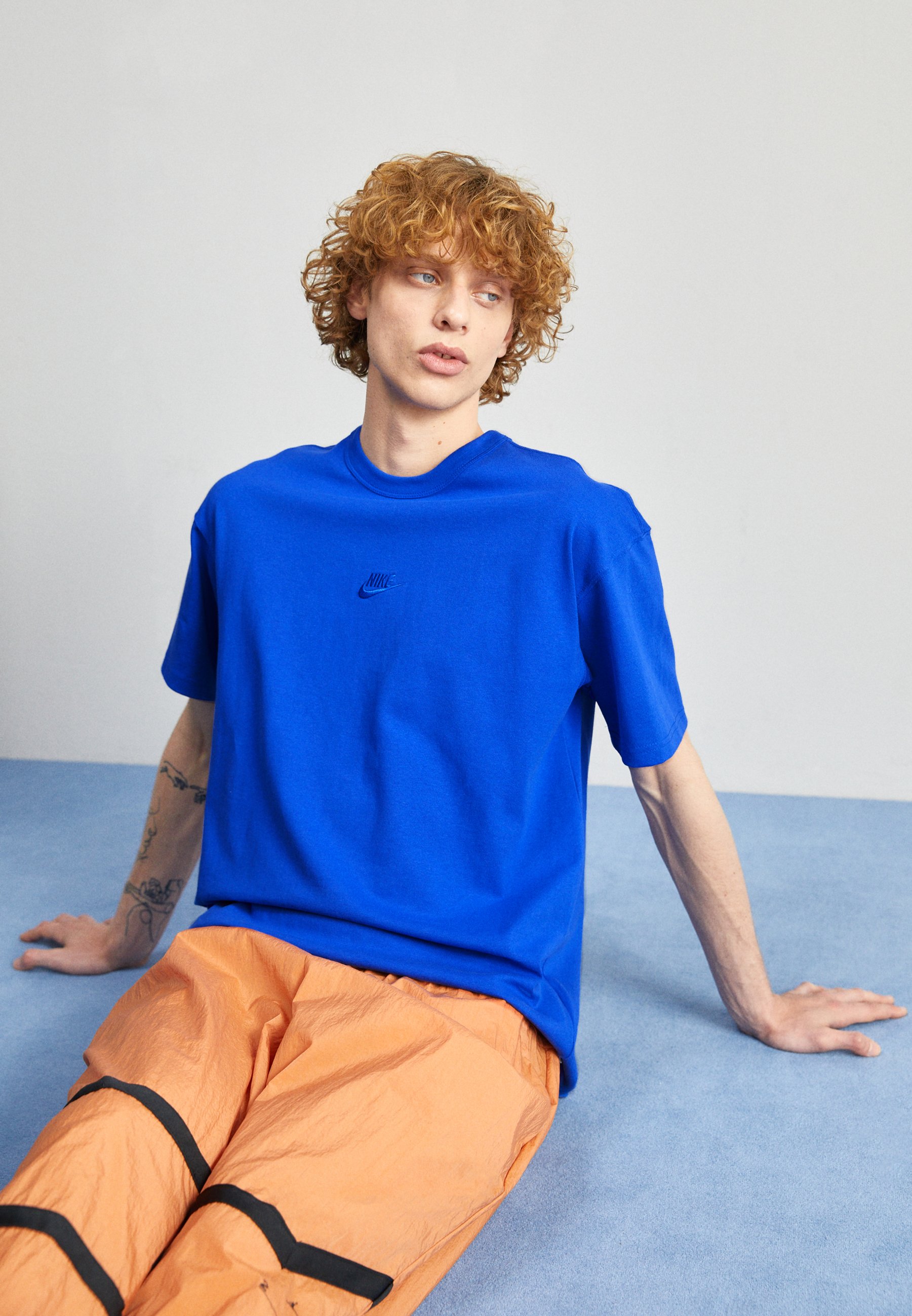 TEE - Basic T-shirt
