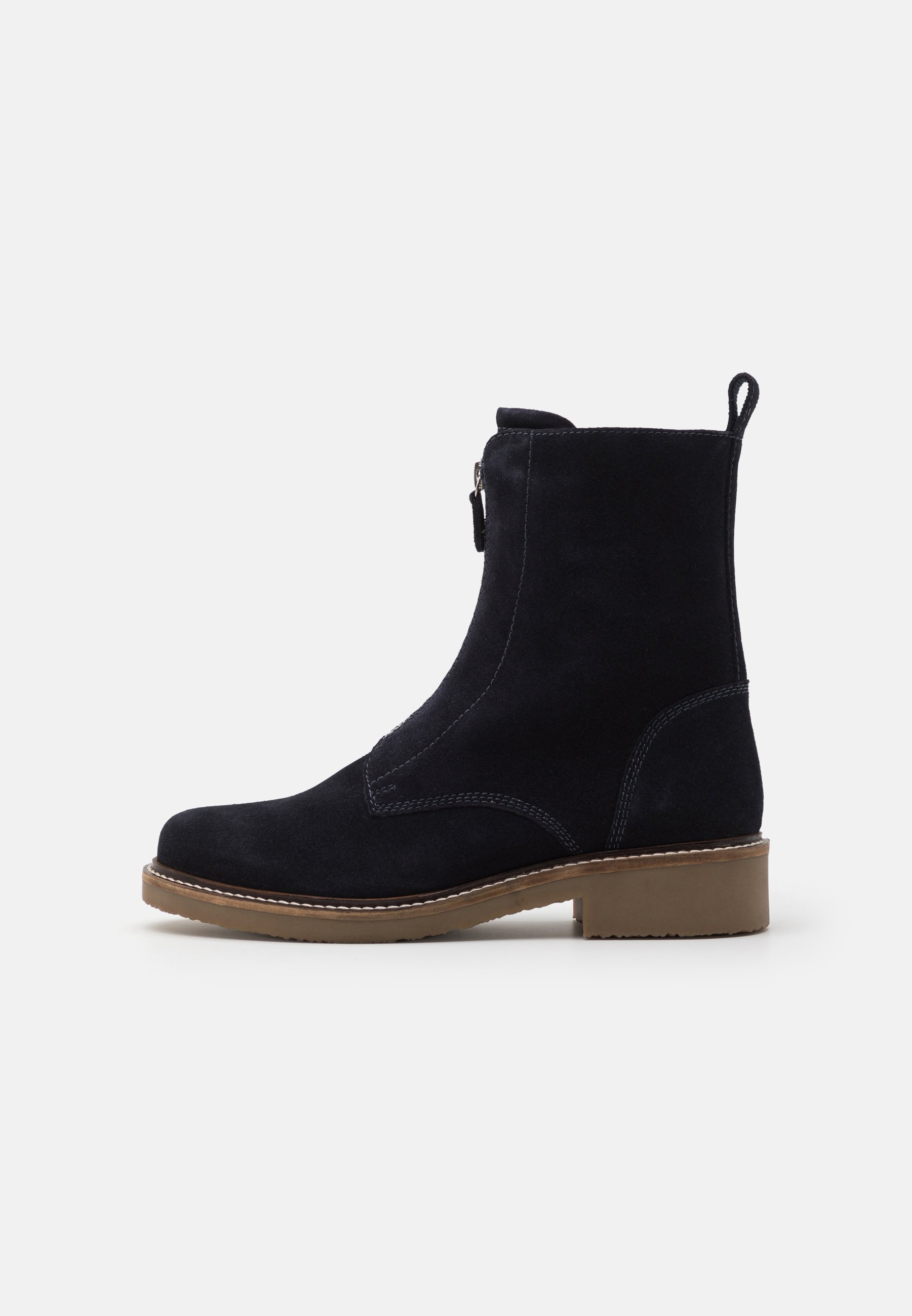 LEATHER- Classic ankle boots