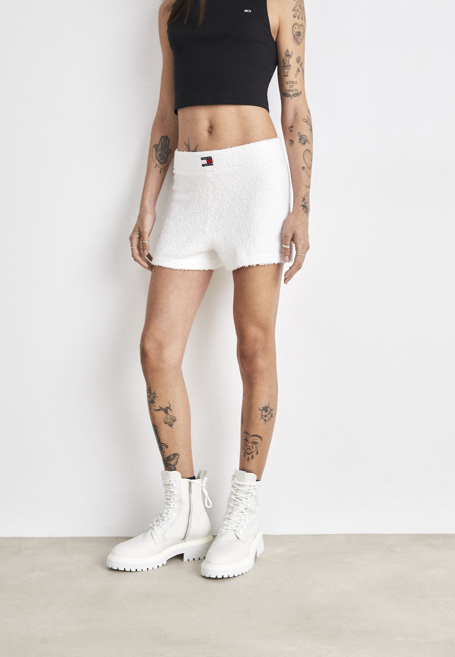 BADGE - Shorts