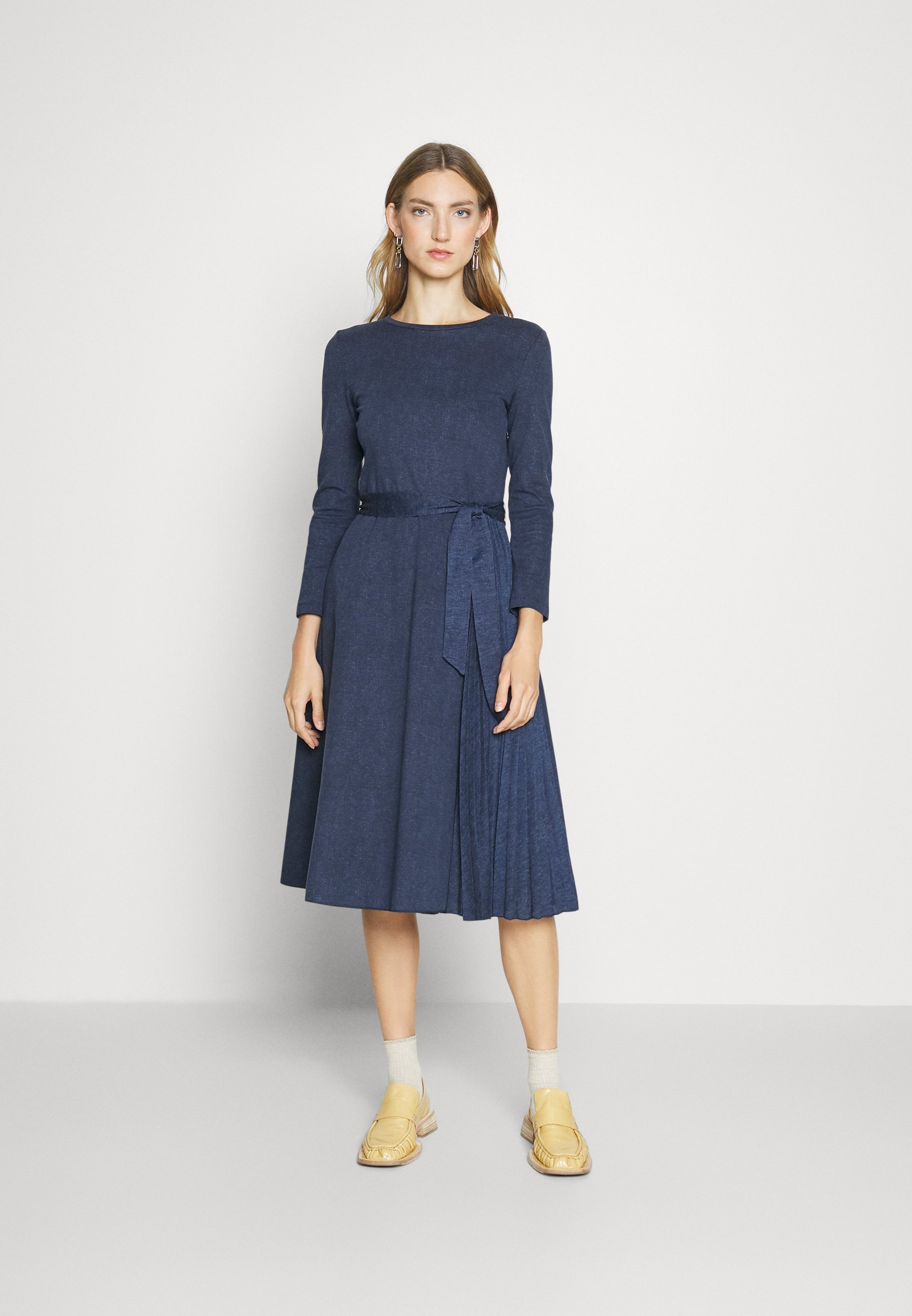 CURVATO - Day dress