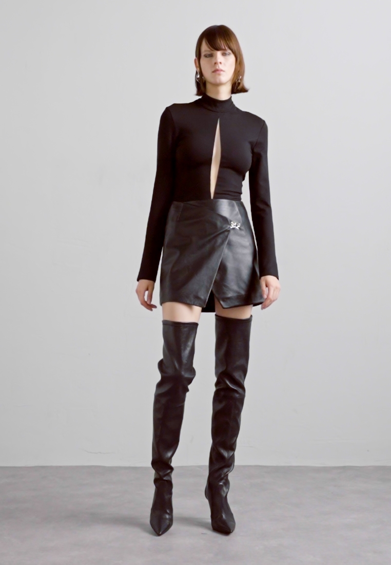 Leather skirt