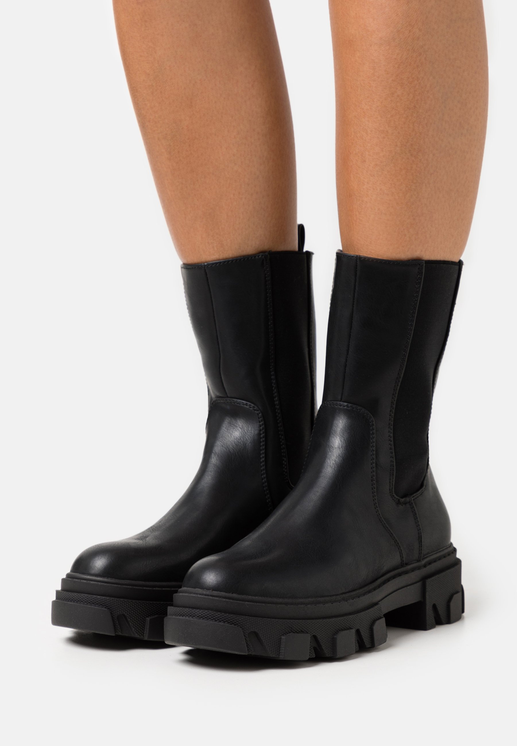 Platform ankle boots