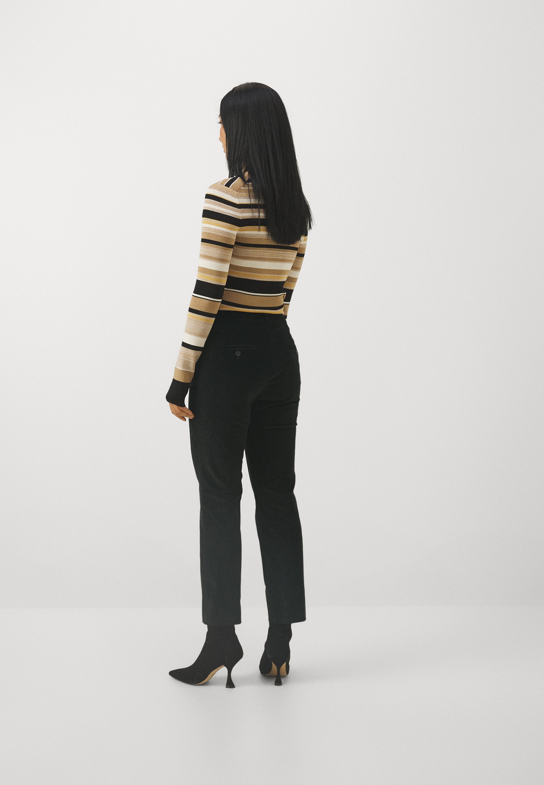 MARRUCA - Trousers