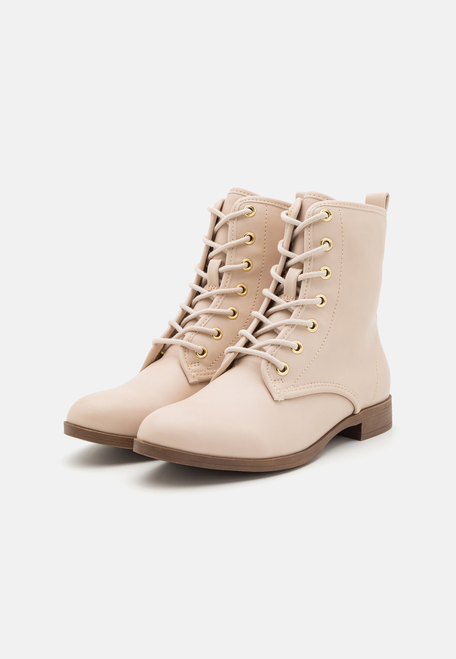 Lace-up ankle boots