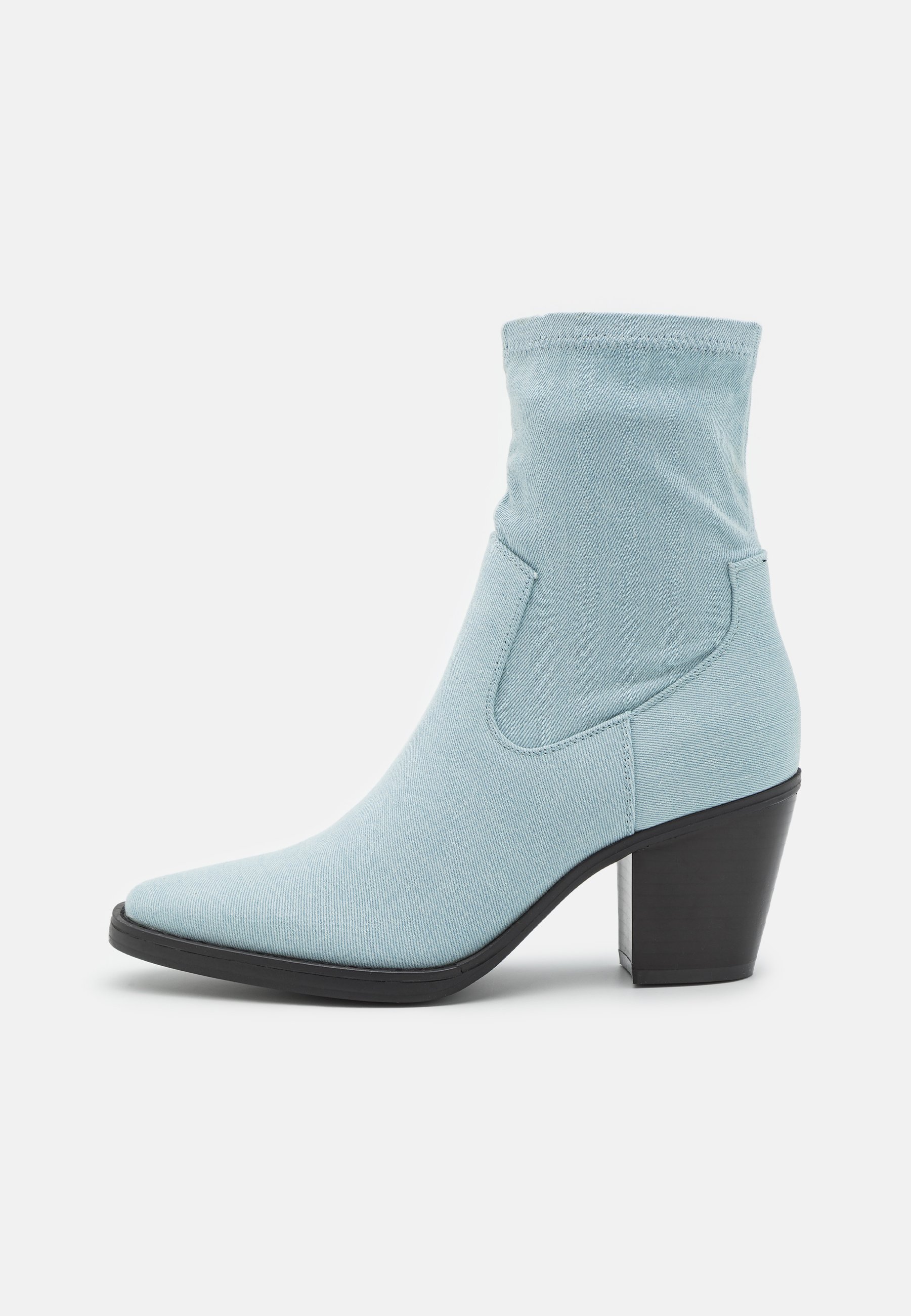 Classic ankle boots