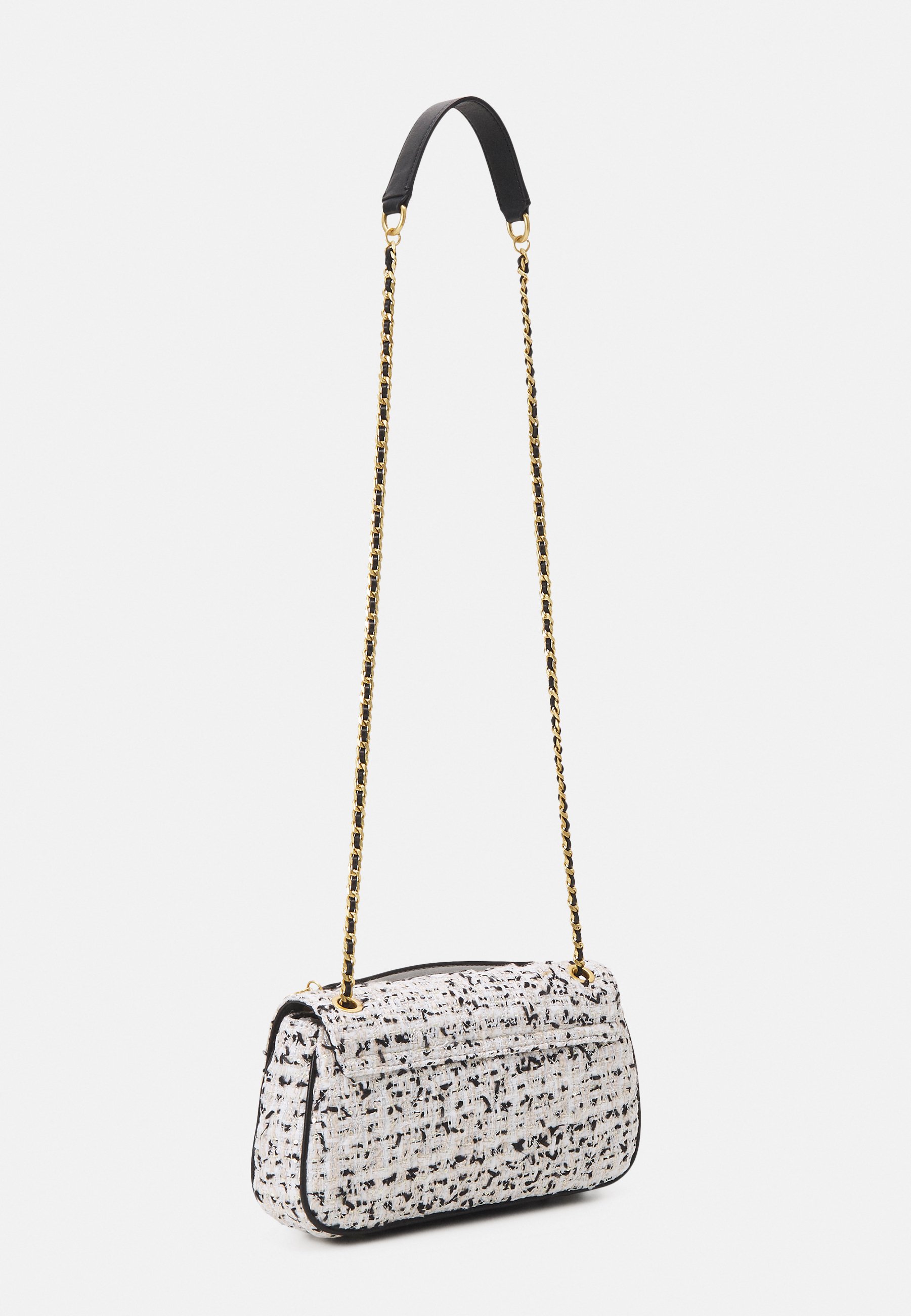 GIULLY CONVERTIBLE XBODY FLAP - Across body bag