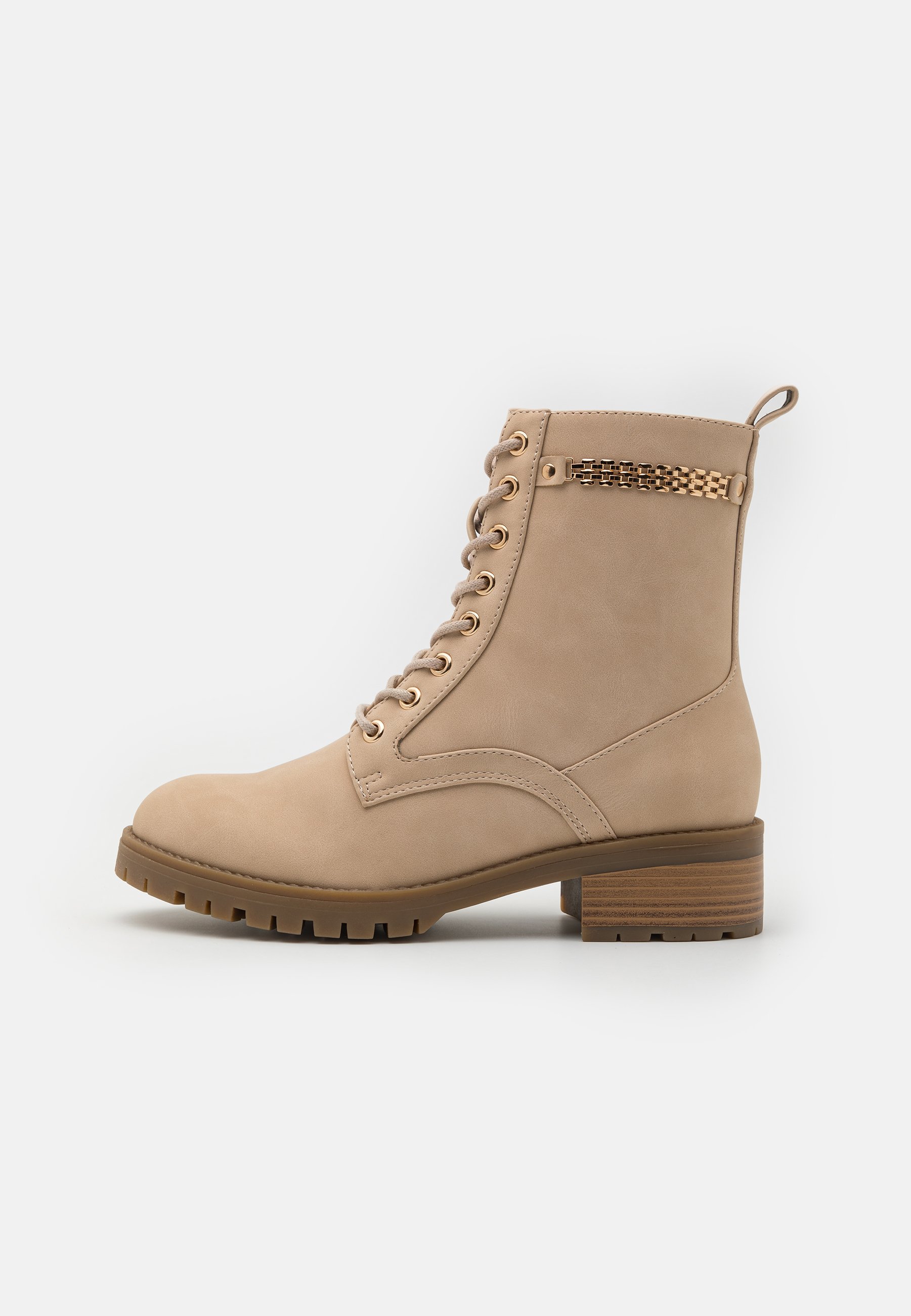 Lace-up ankle boots