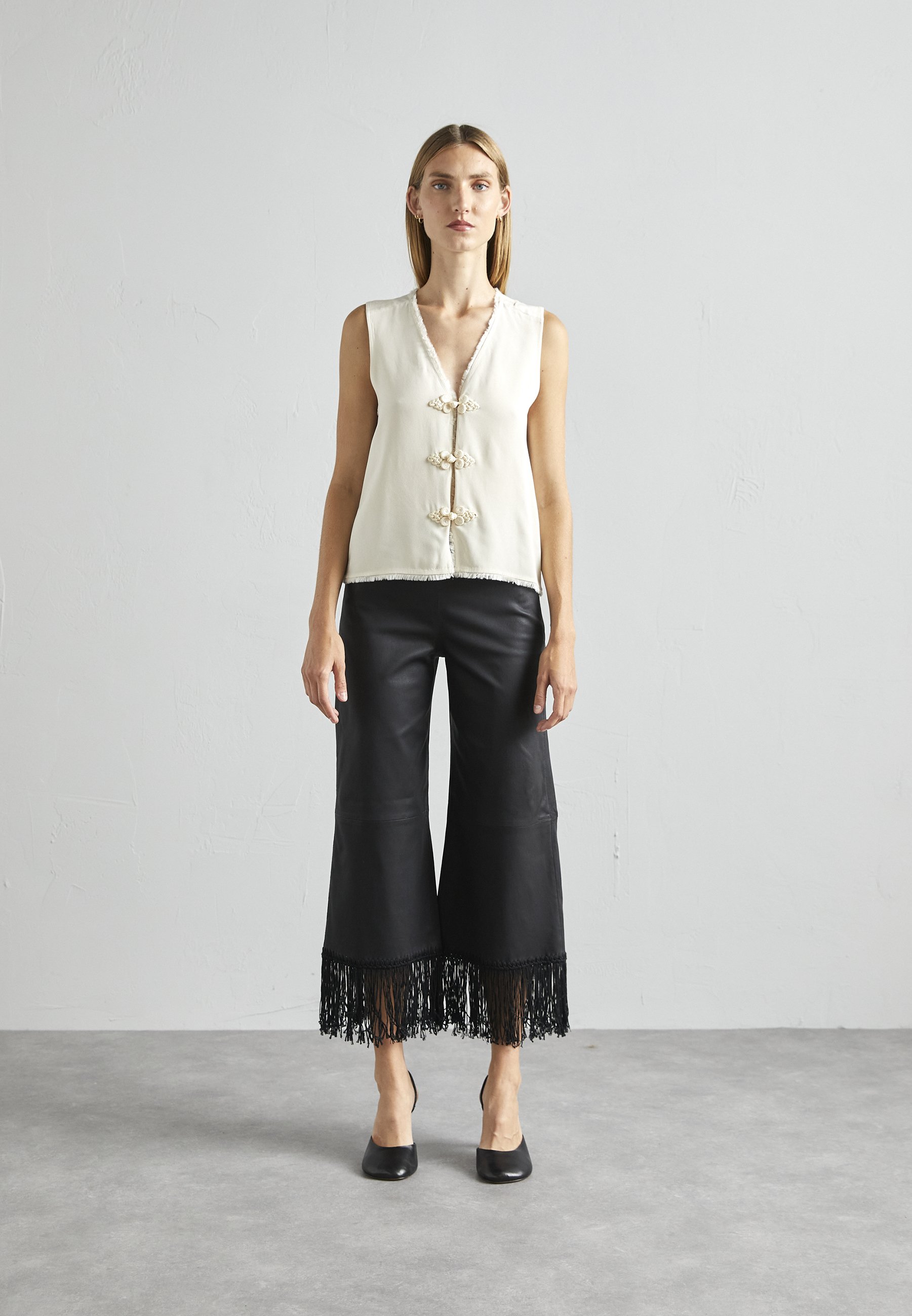 MILORAS - Leather trousers