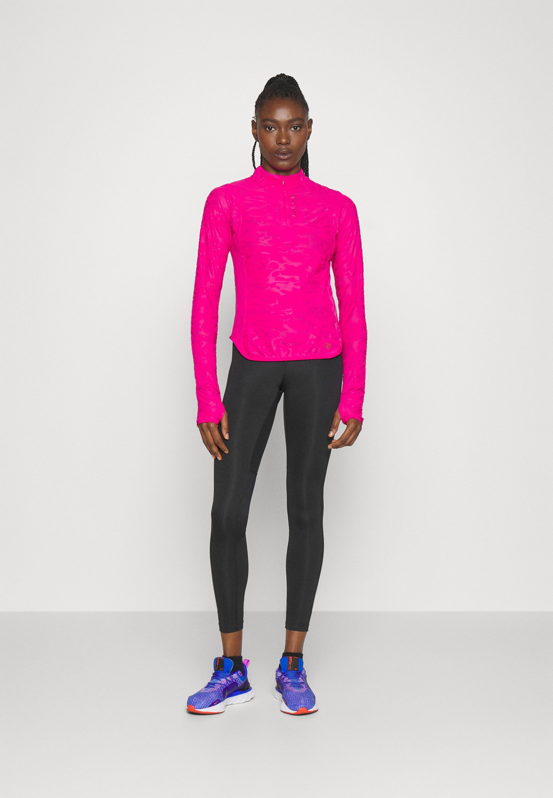 Long sleeved top