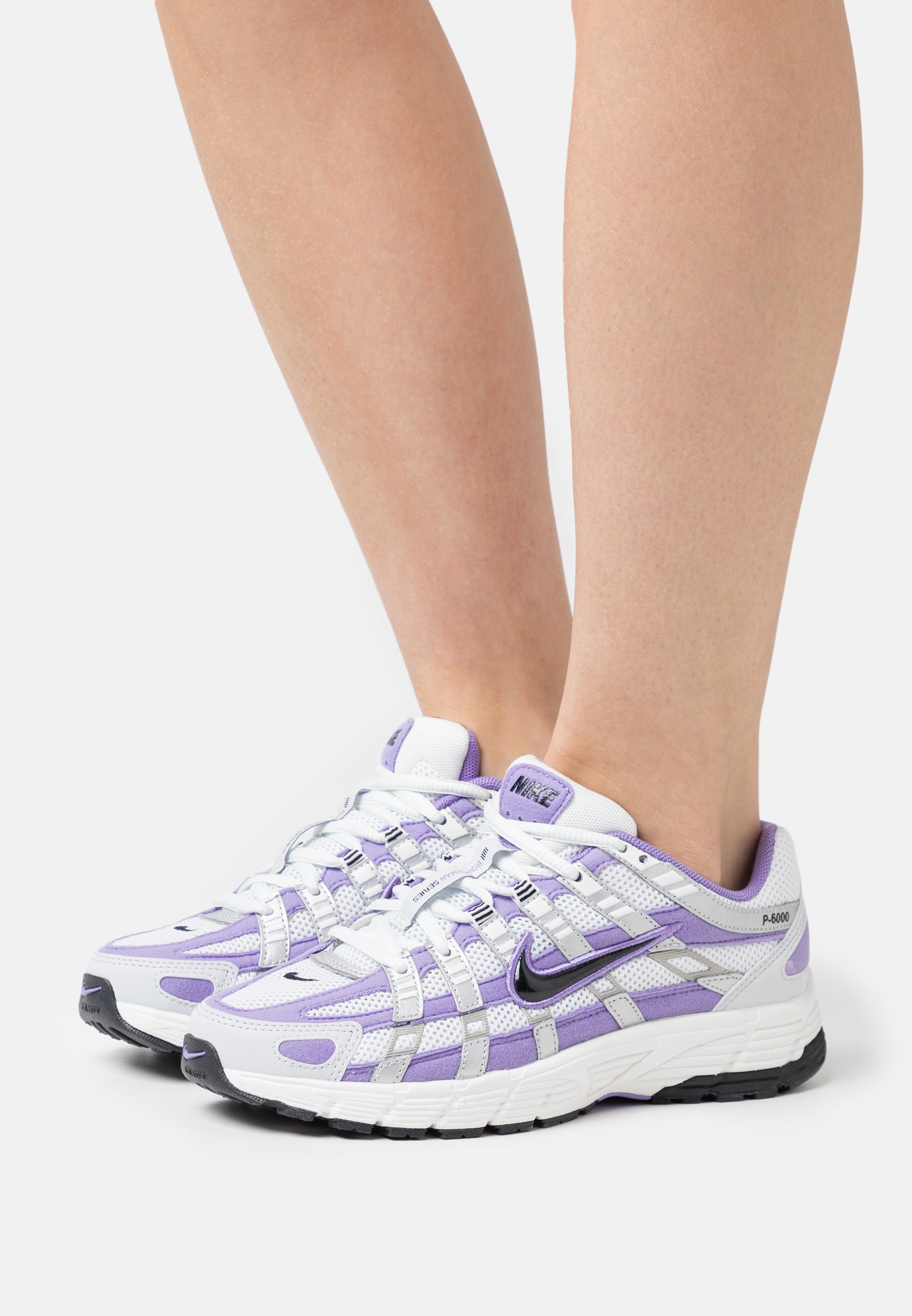 WMNS NIKE P-6000 - Trainers
