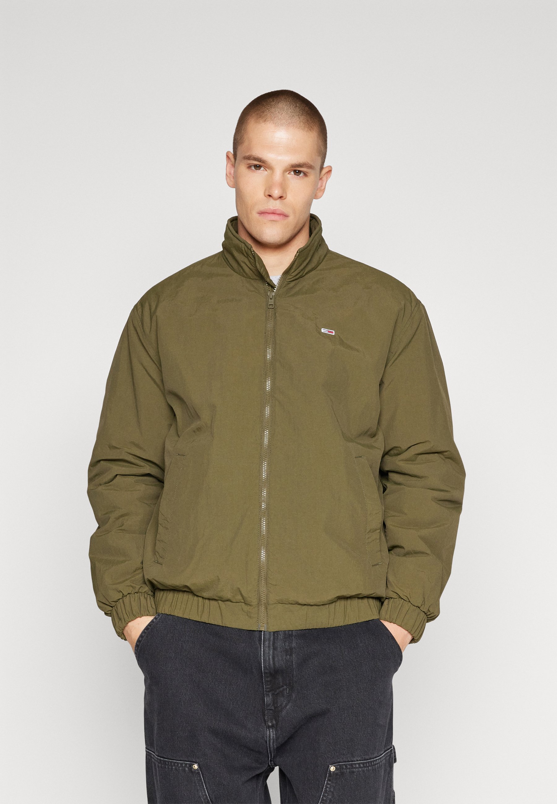 ESSENTIAL PADDED JACKET - Winter jacket
