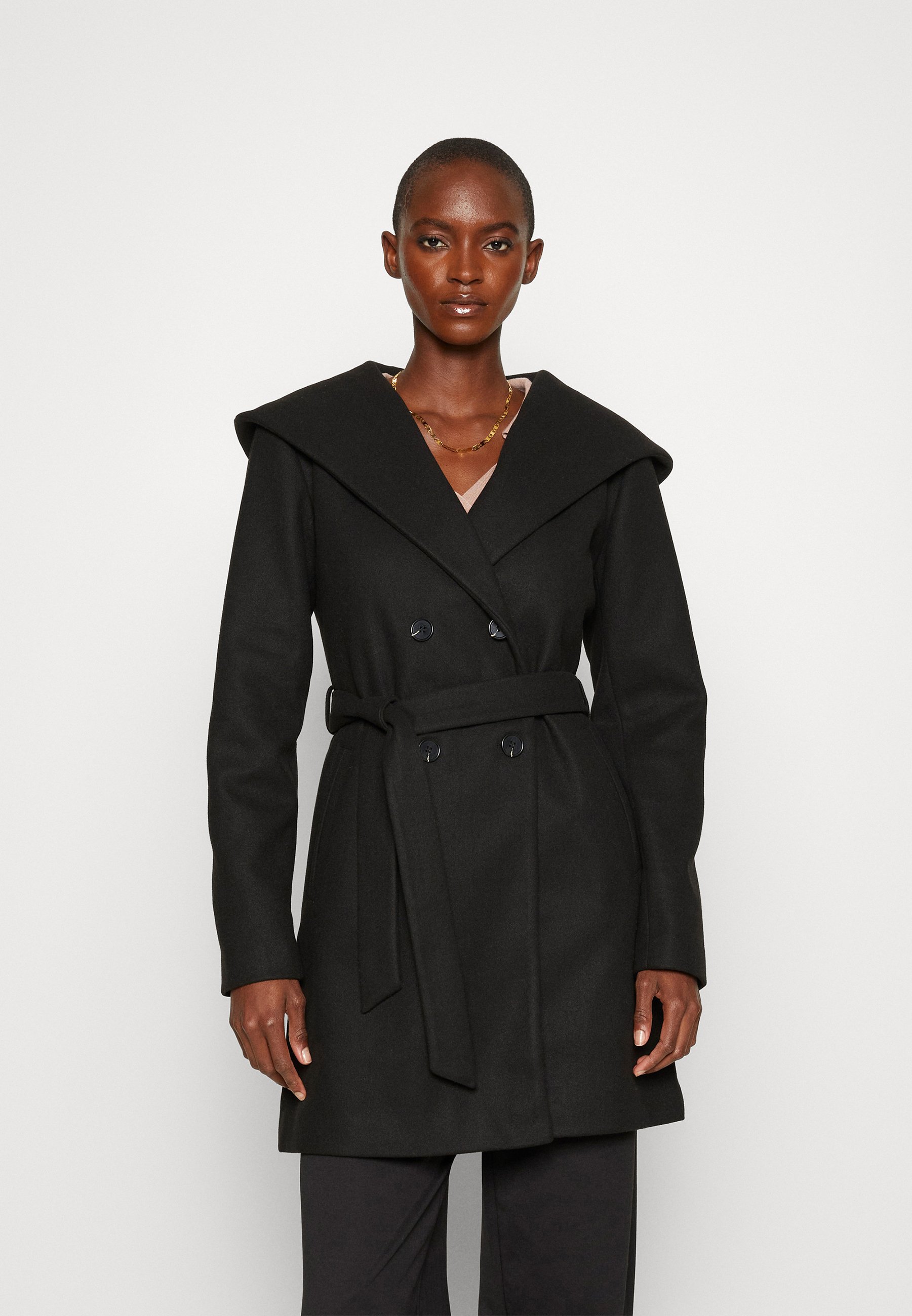 Short coat
