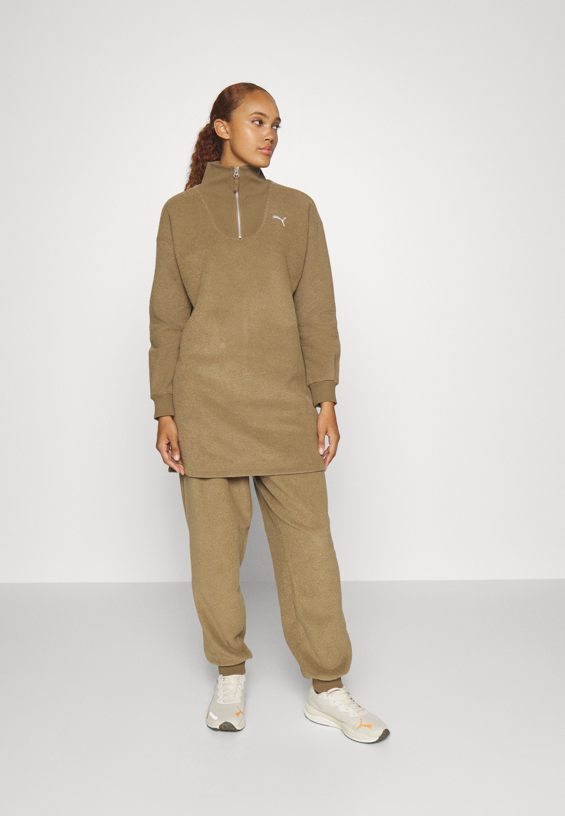 HER WINTERIZED- Fleece jumper