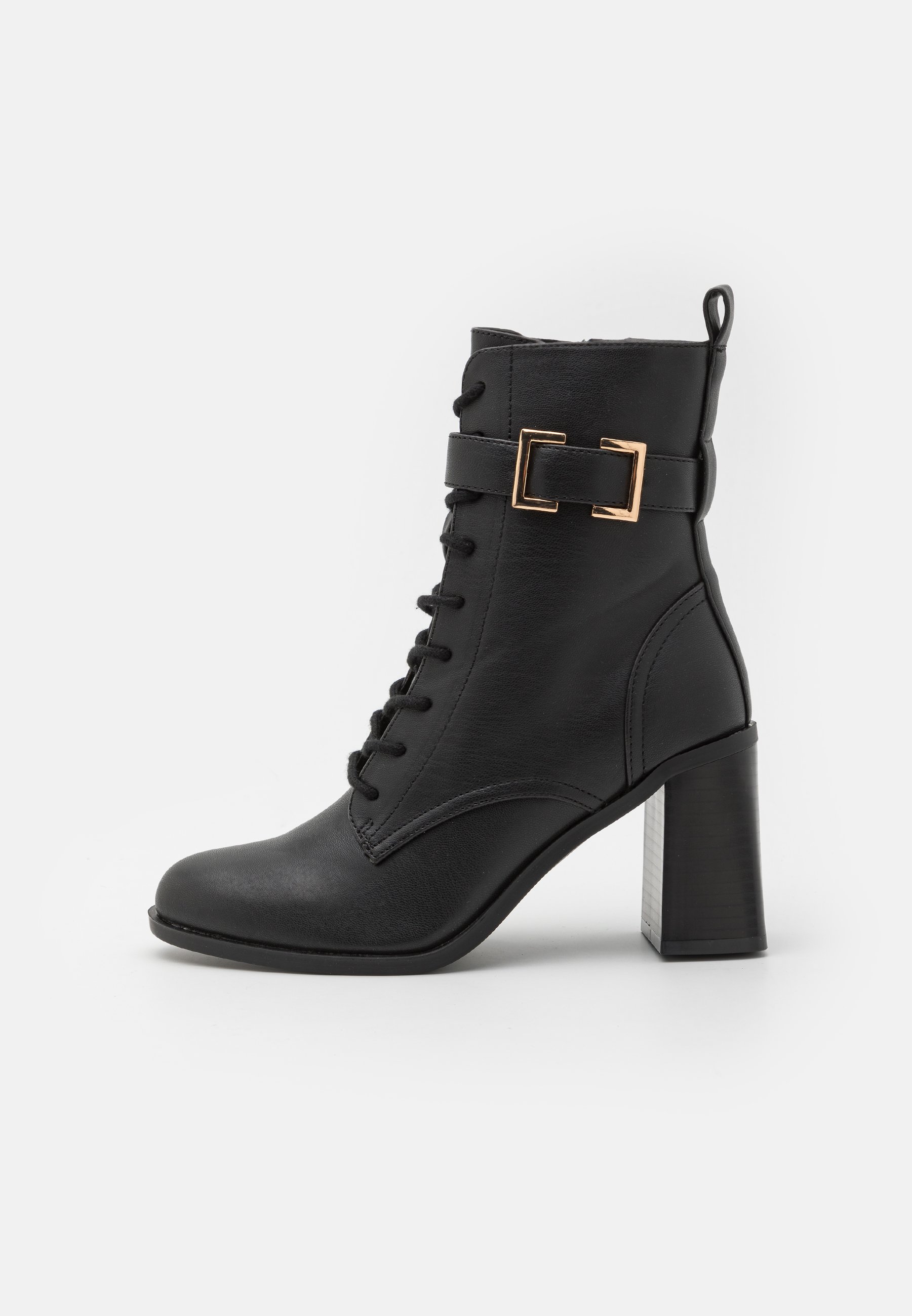Lace-up ankle boots