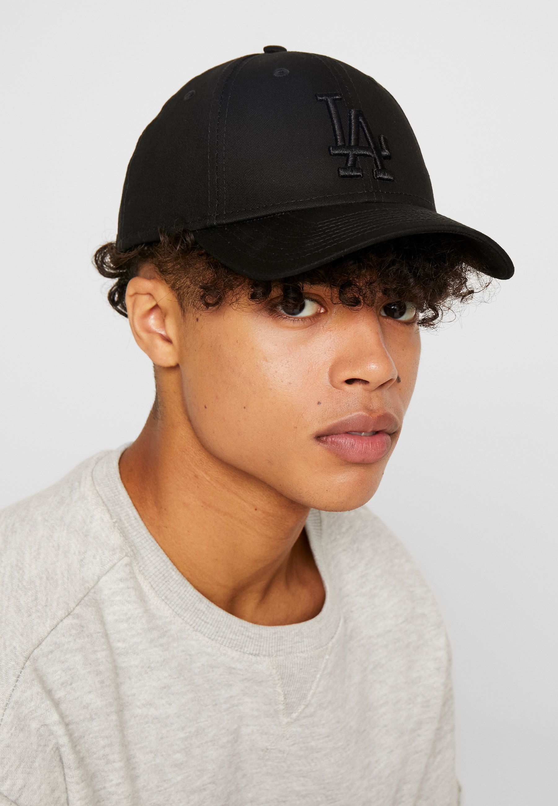 MLB LEAGUE ESSENTIAL- Cap