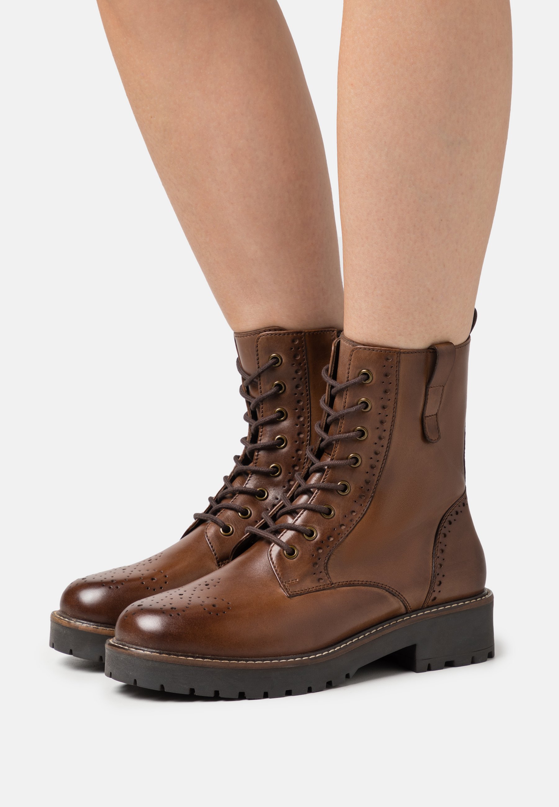 LEATHER- Platform ankle boots