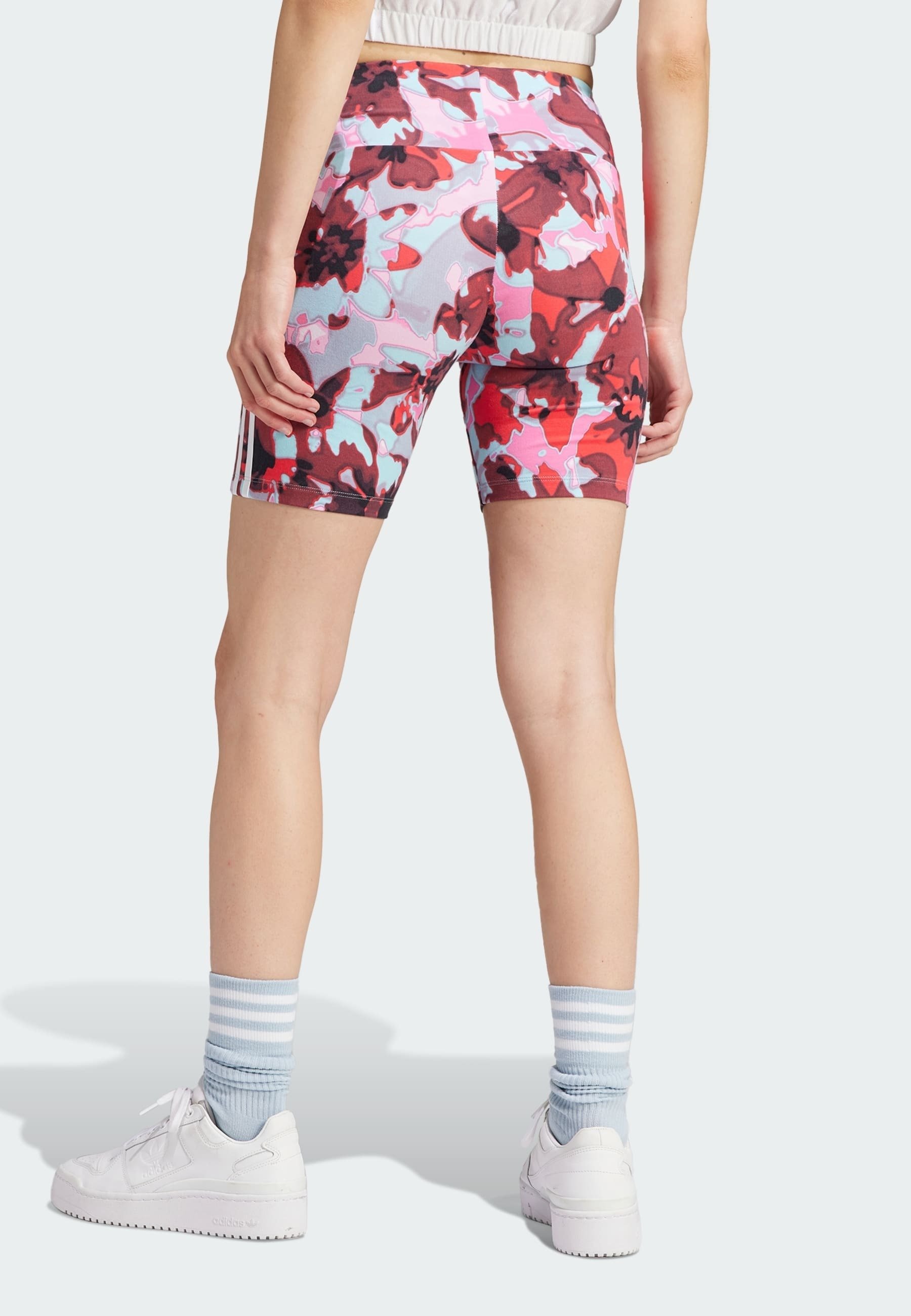 ADICOLOR NEUCLASSICS FULL LENGTH LEGGINGS PLUS SIZE - Shorts