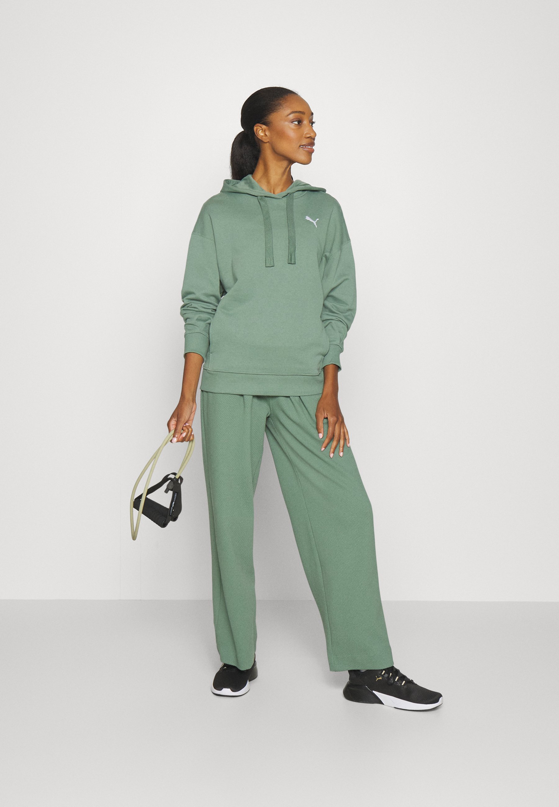 HER HIGH WAIST STRAIGHT PANTS - Tracksuit bottoms