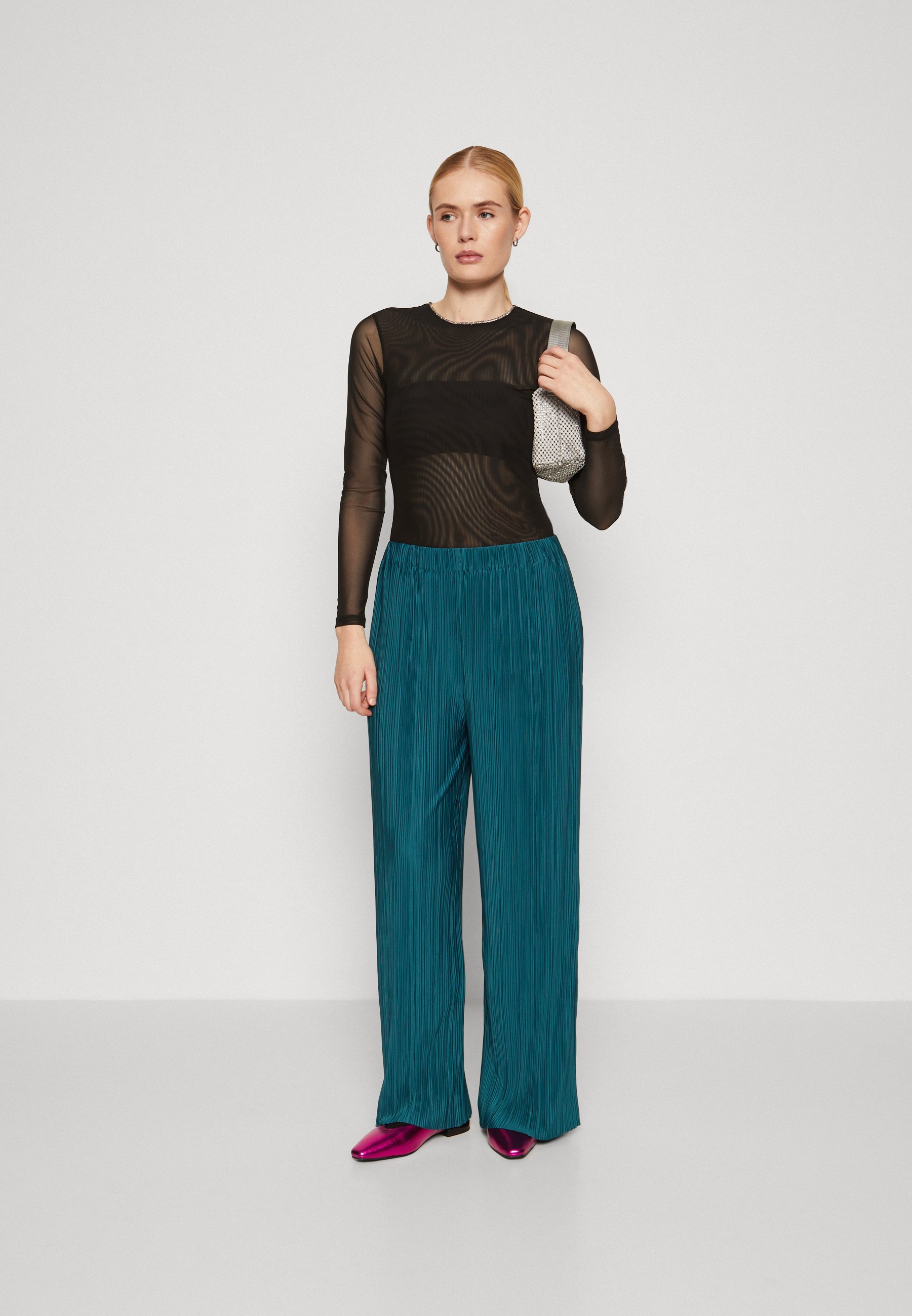 UMA TROUSERS - Trousers