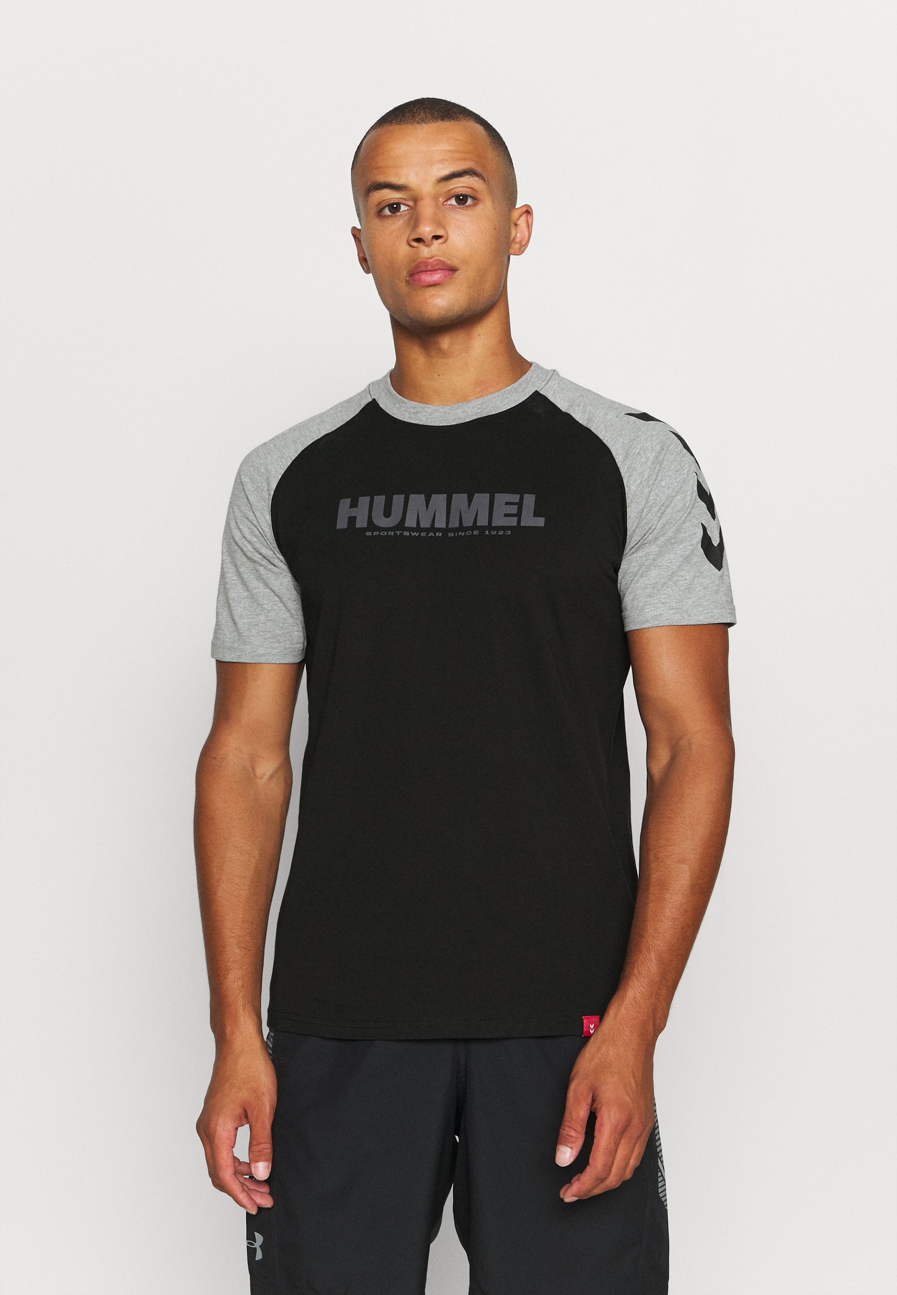 LEGACY BLOCKED - Print T-shirt