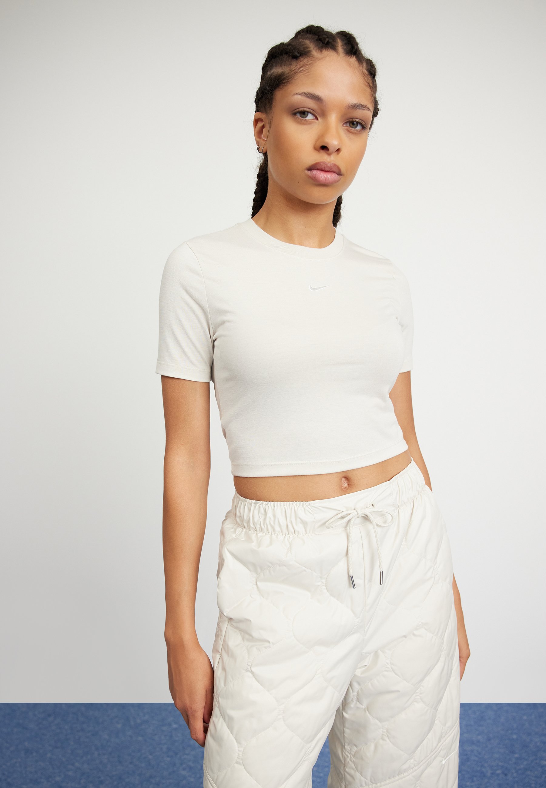 TEE ESSENTIAL SLIM - Basic T-shirt