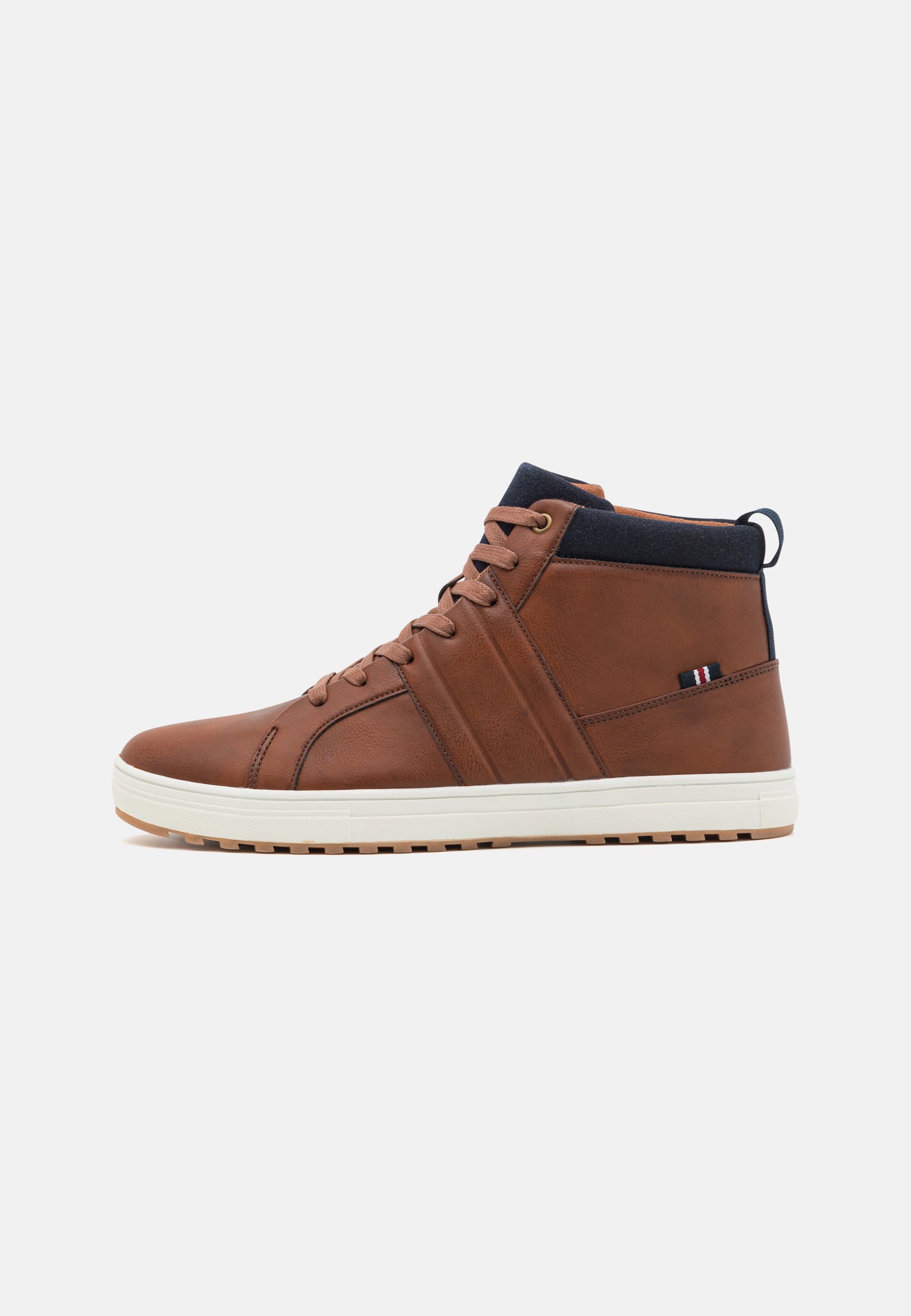 High-top trainers