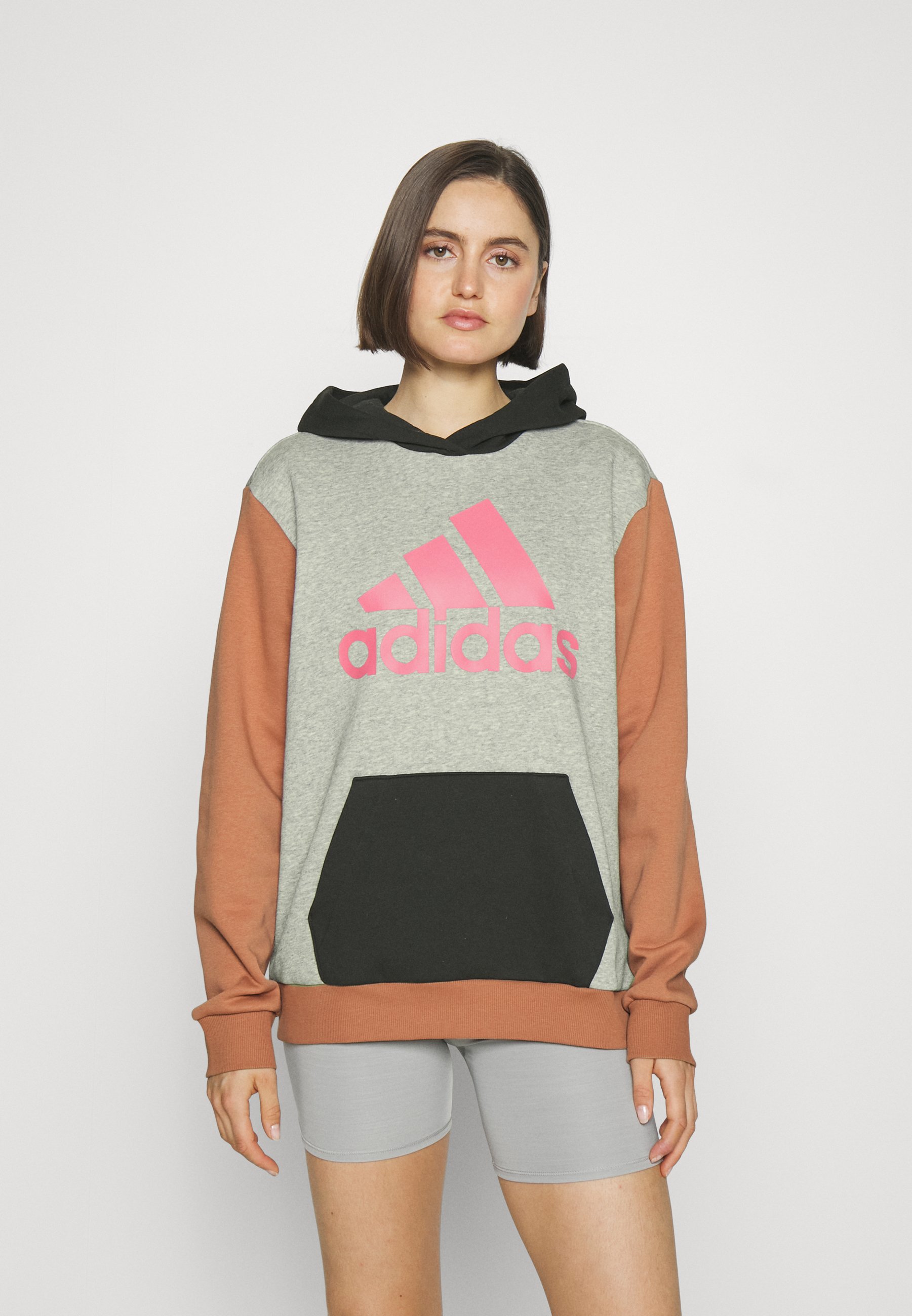 ESSENTIALS - Hoodie