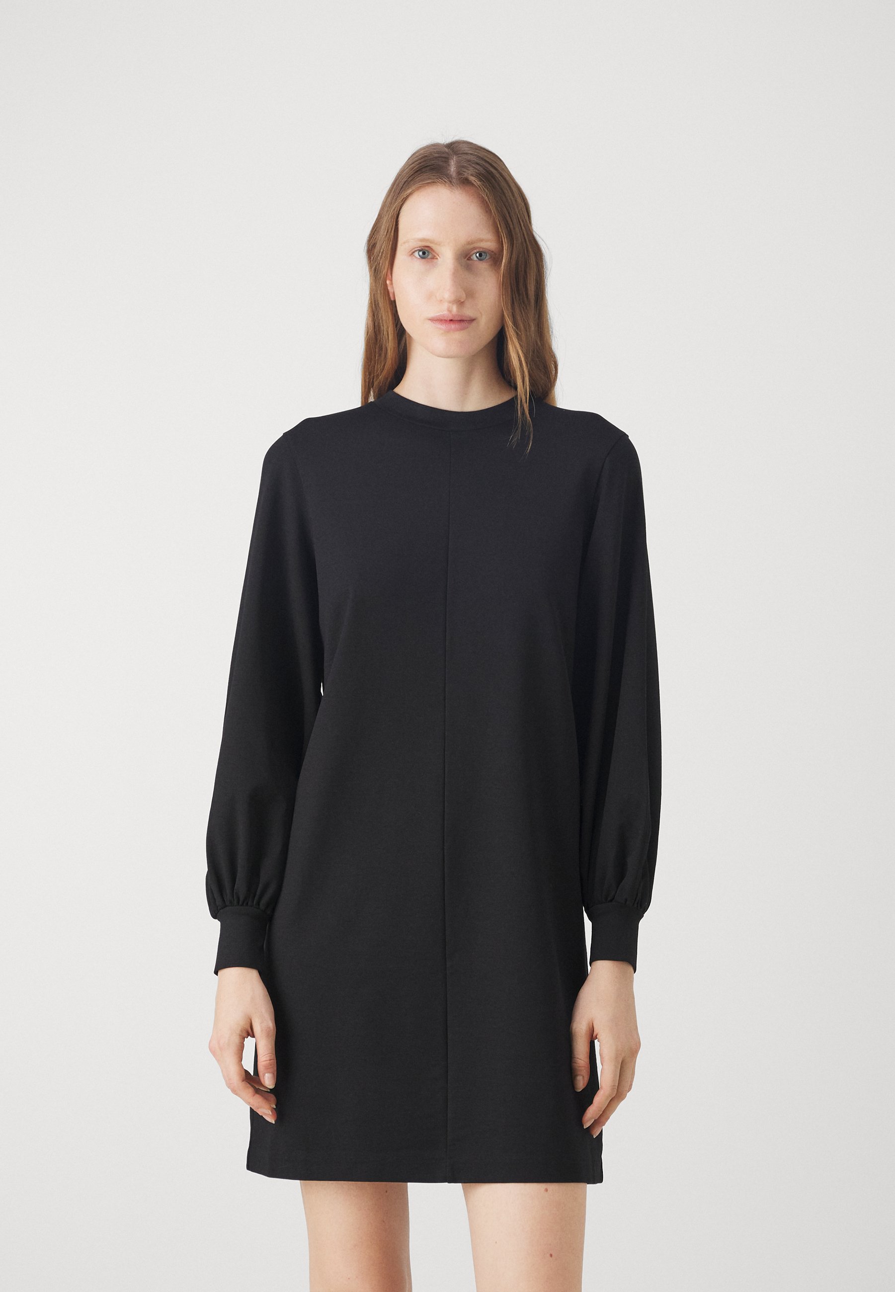 ALDORA - Jersey dress
