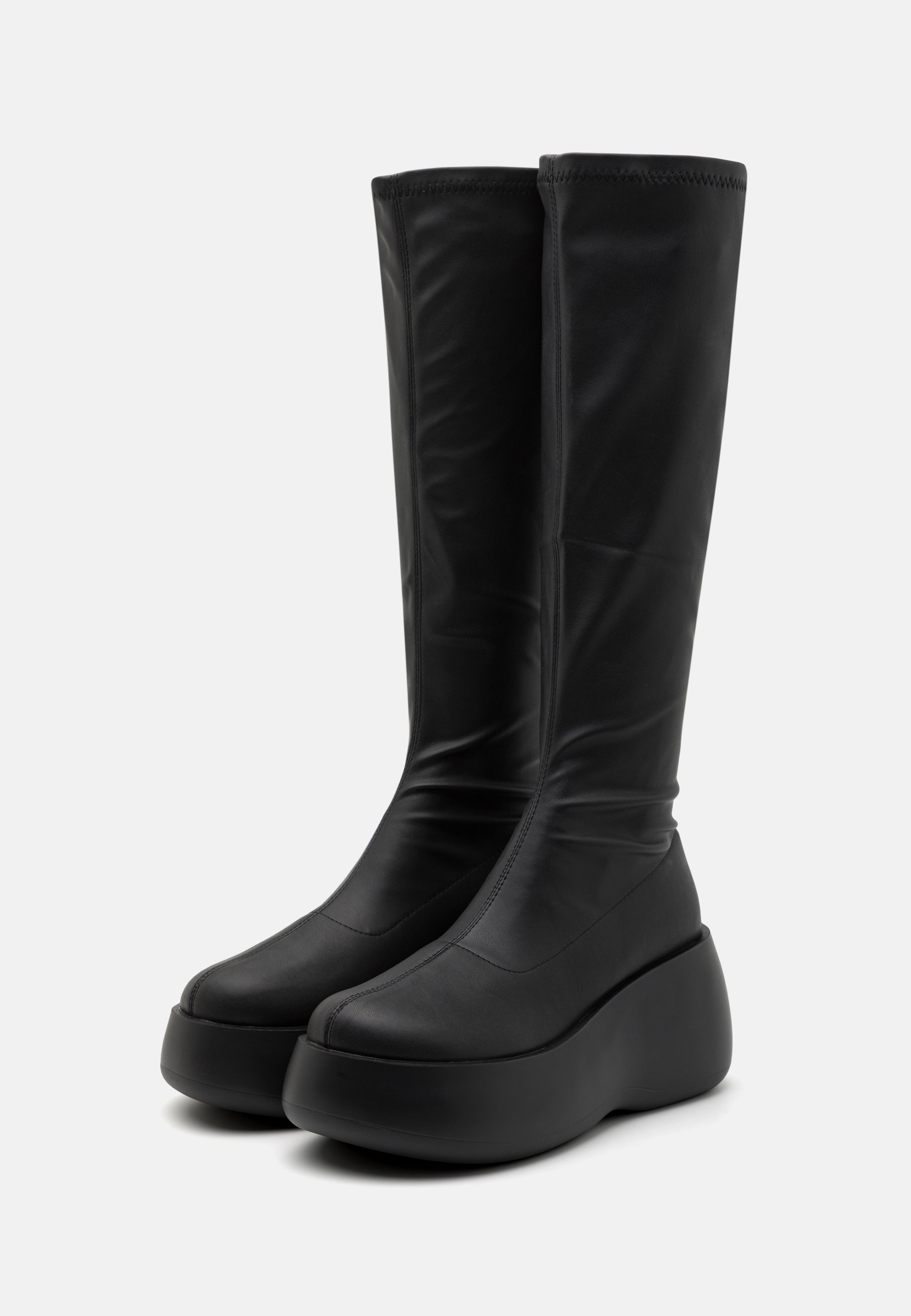 Platform boots