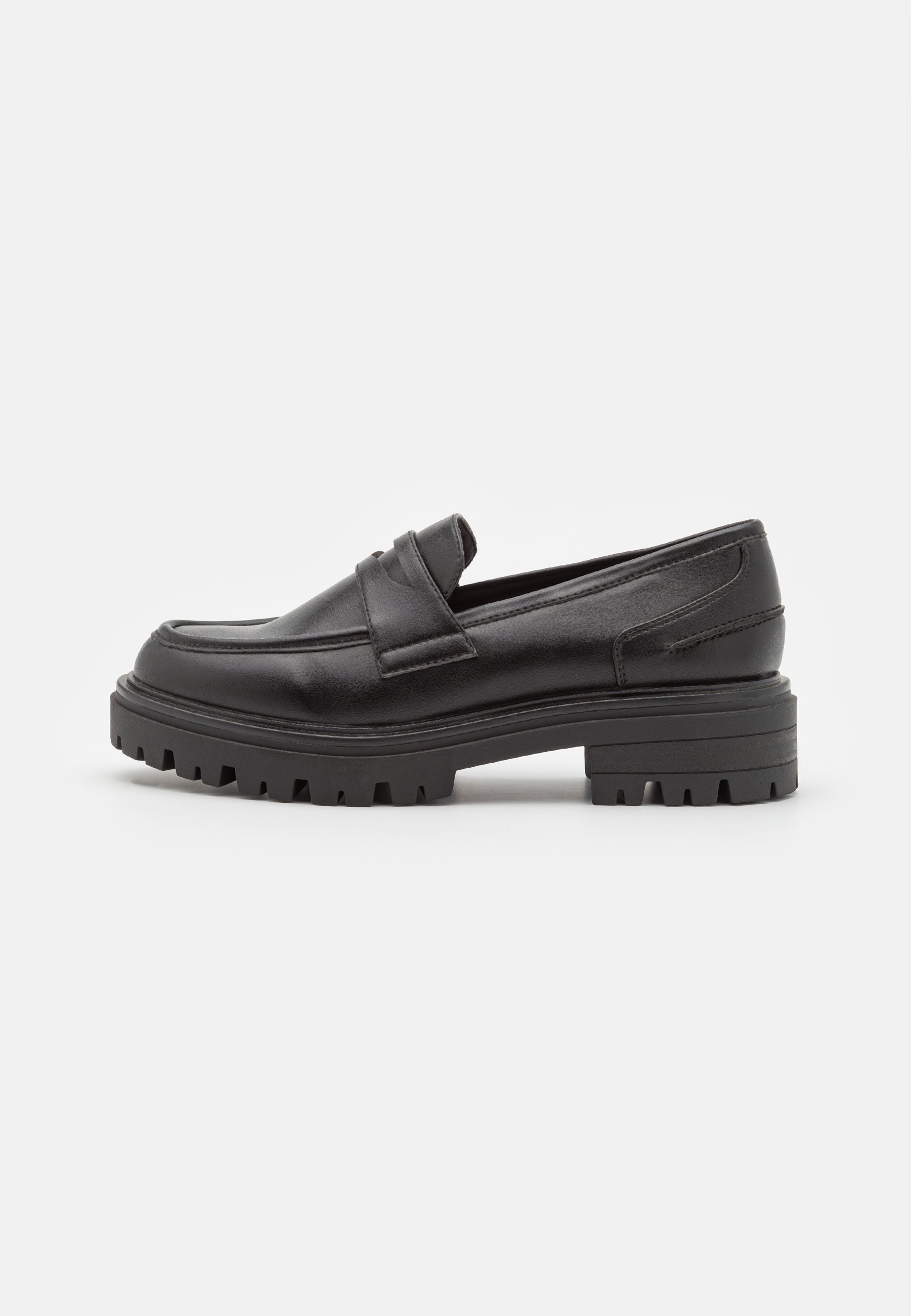 ONLINE EXCLUSIVE - Slip-ons