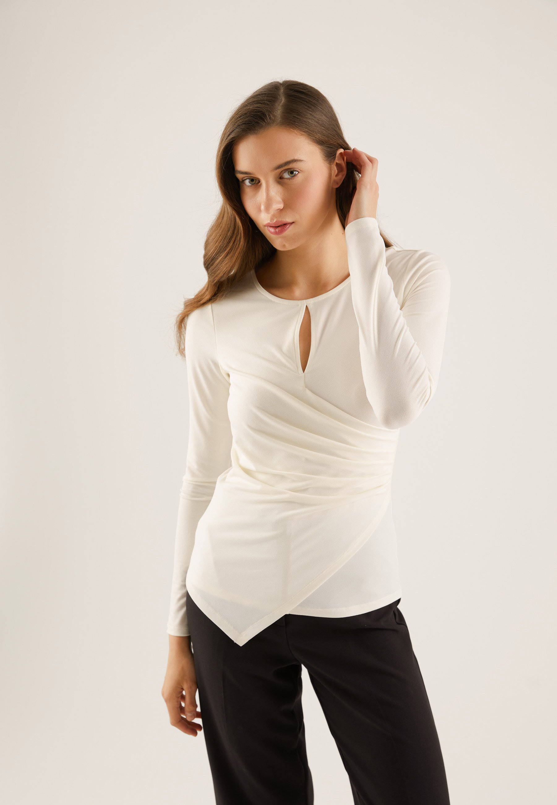 Long sleeved top