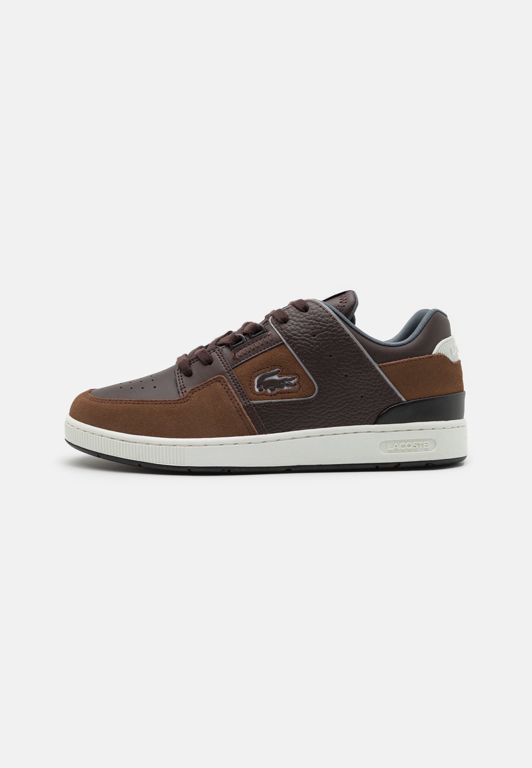 COURT CAGE 223- Trainers