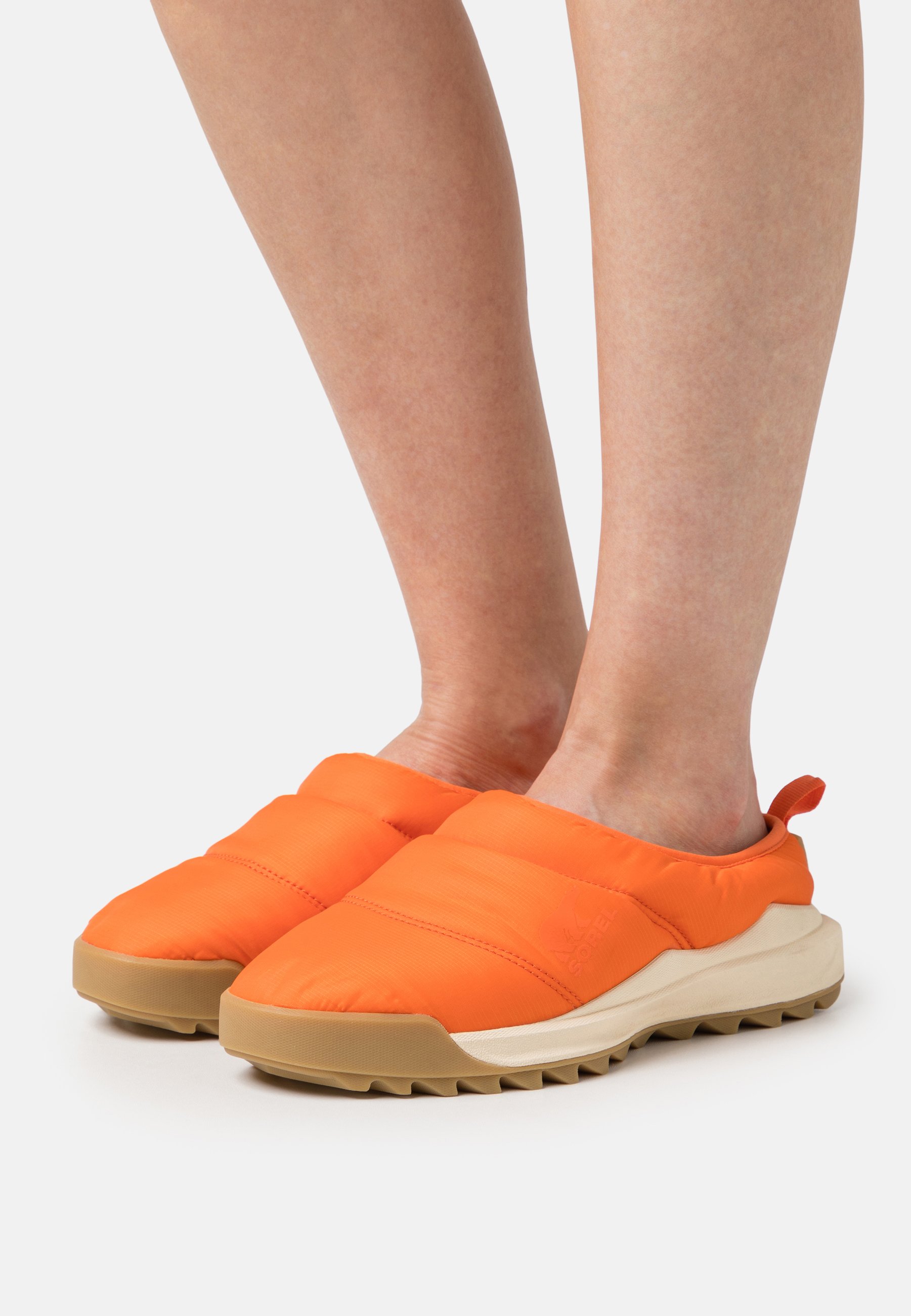 ONA RMX PUFFY SLIP-ON - Trainers