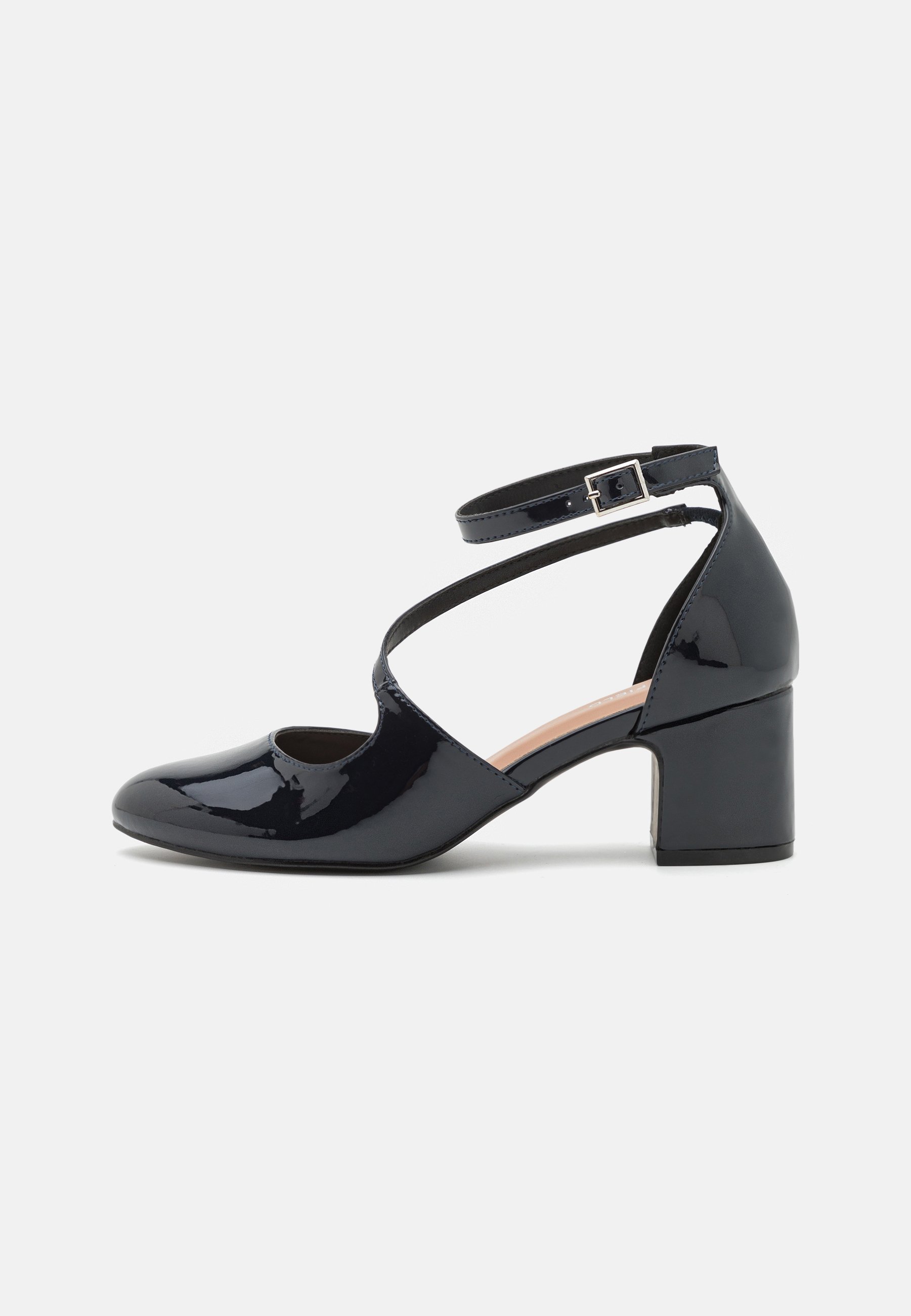 Classic heels