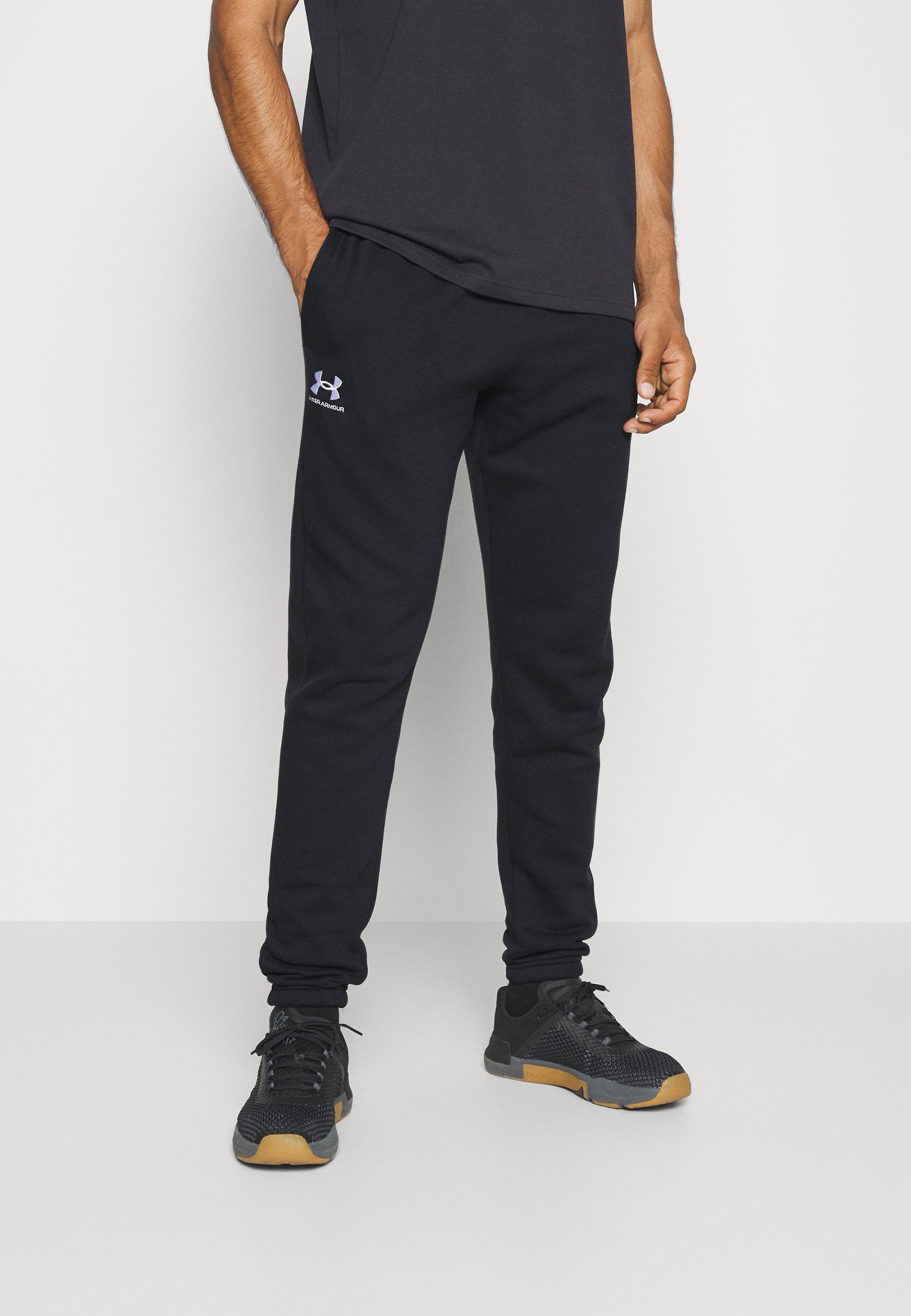 ESSENTIAL JOGGER - Tracksuit bottoms
