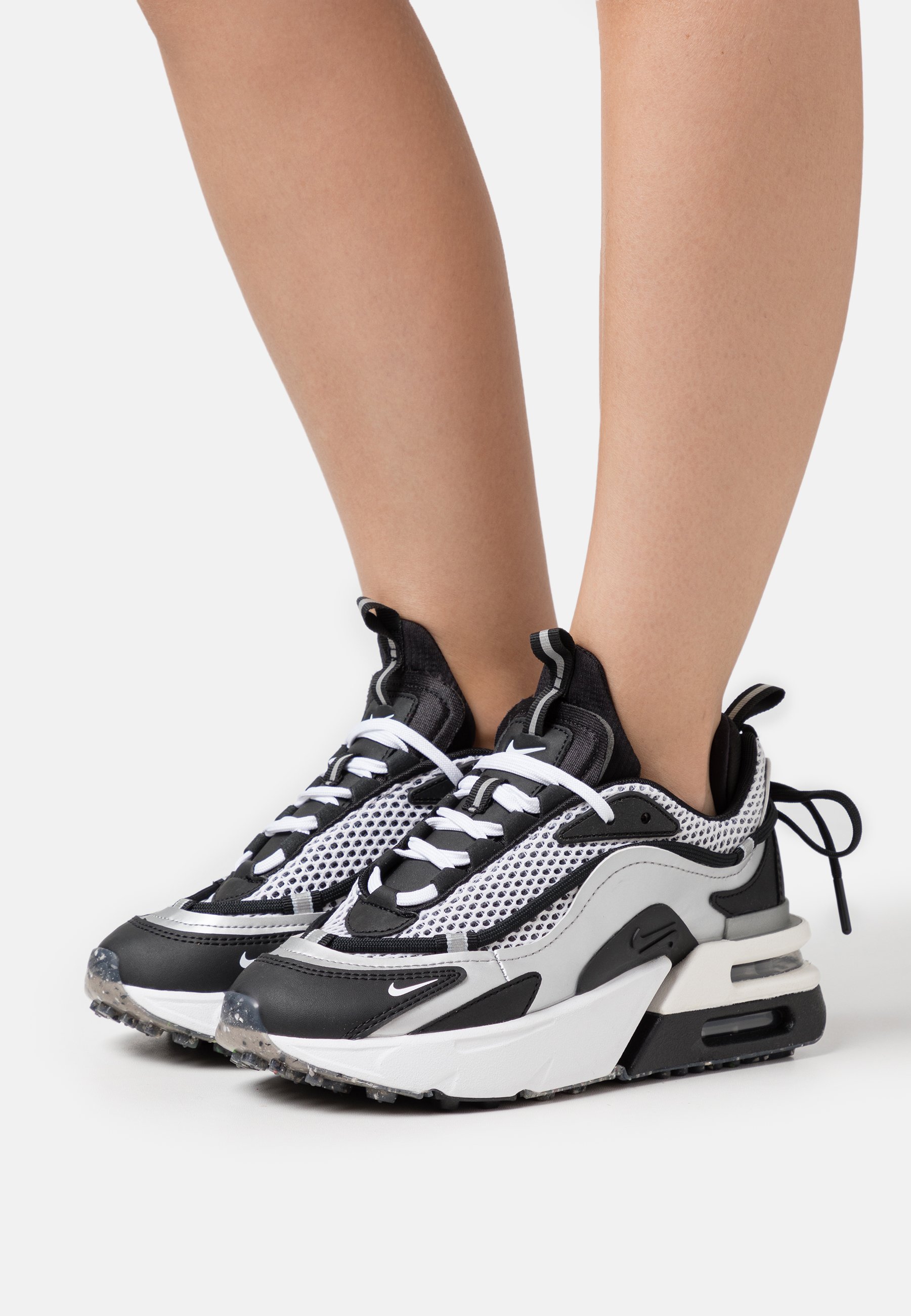 W AIR MAX FURYOSA- Trainers
