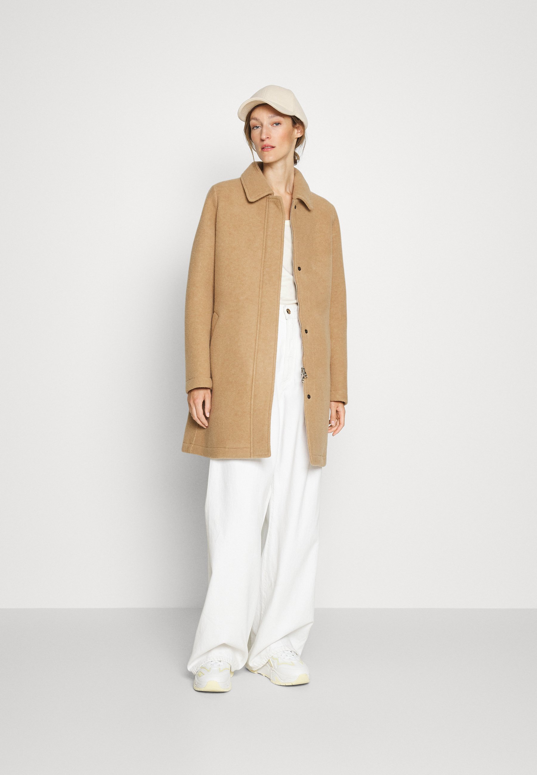 Classic coat
